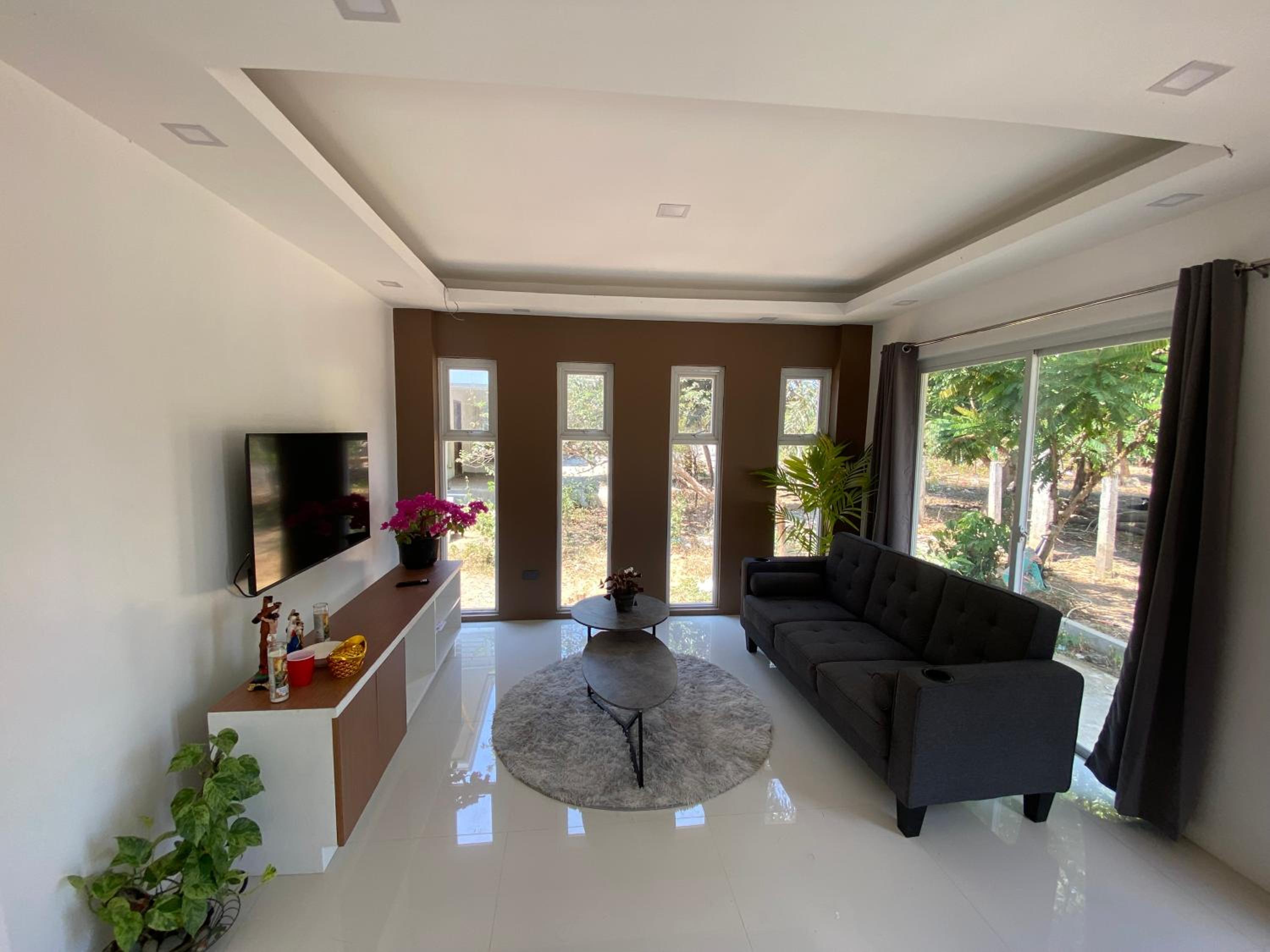 Two-Bedroom House photo 3