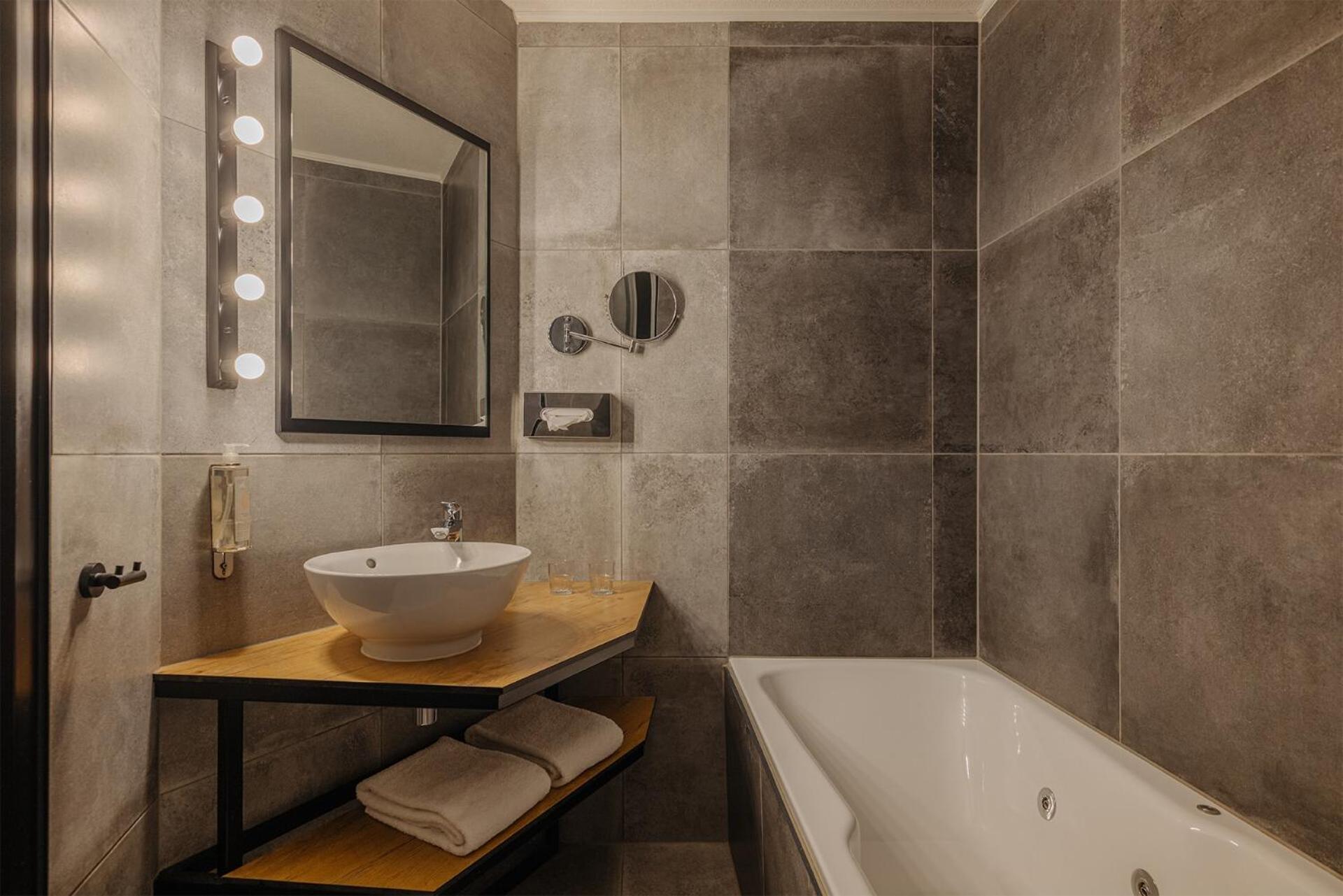 Comfort Room 1 Double Bed