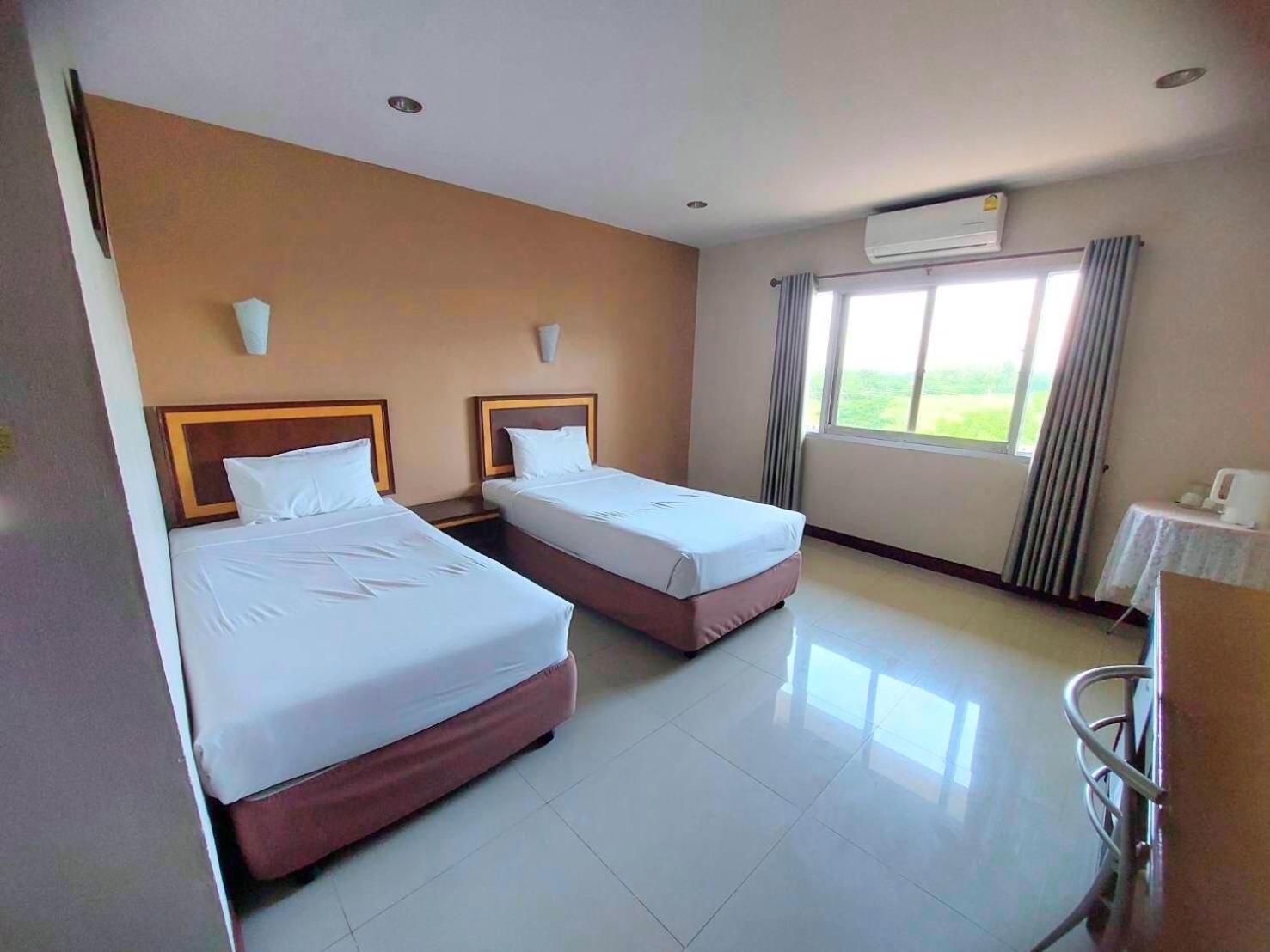 Standard Double or Twin Room - Photo 1