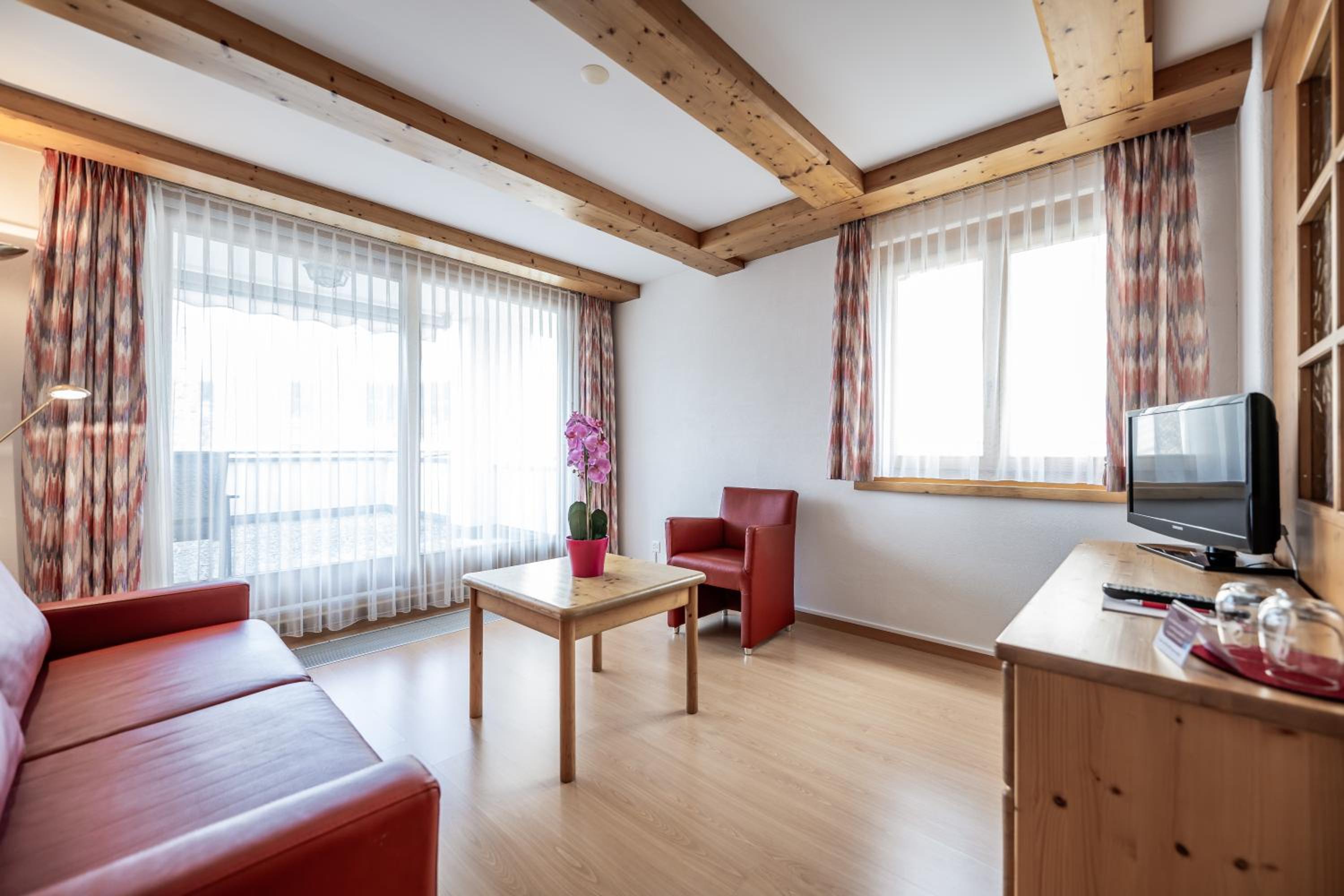 Large Double Room photo 2