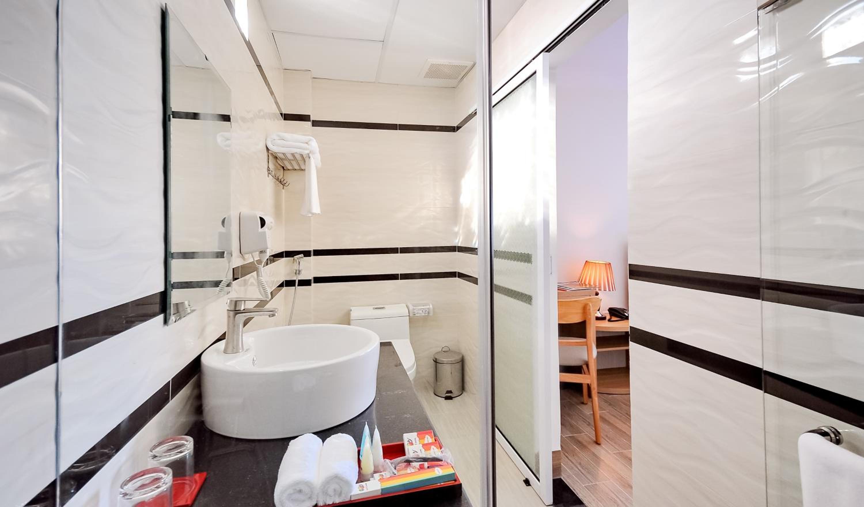 Superior Twin Room - Photo 2