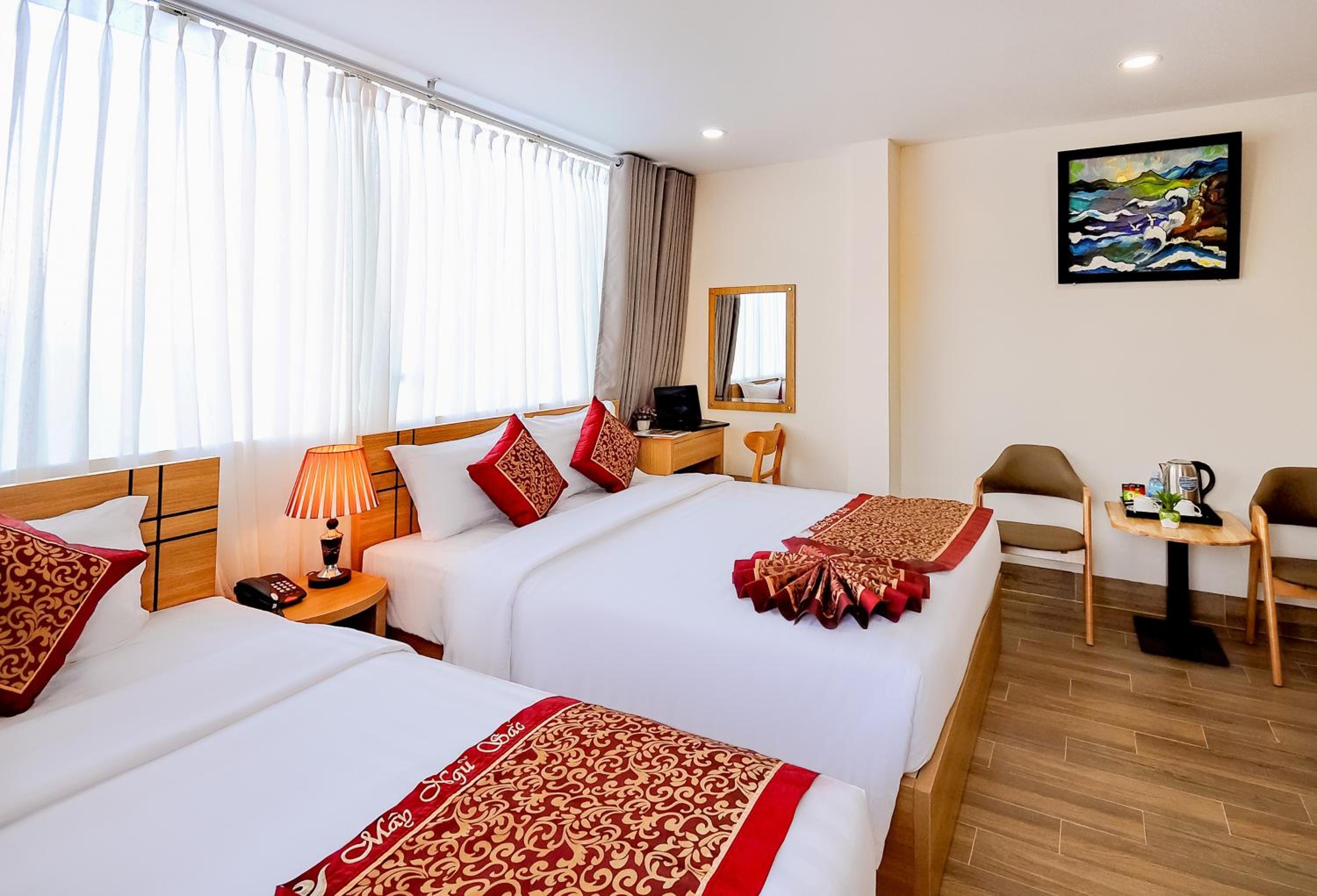 Deluxe Triple Room with Sea View - Photo 6