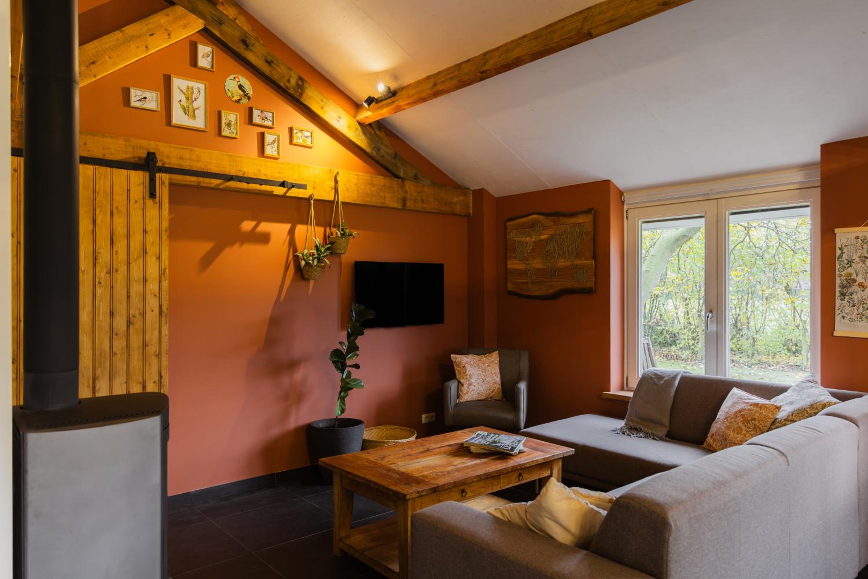 Three-Bedroom House photo 2