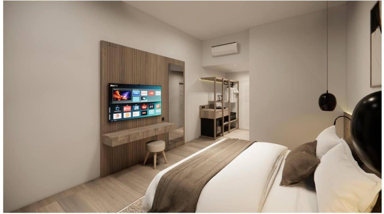 Superior Room with Garden View - Photo 3