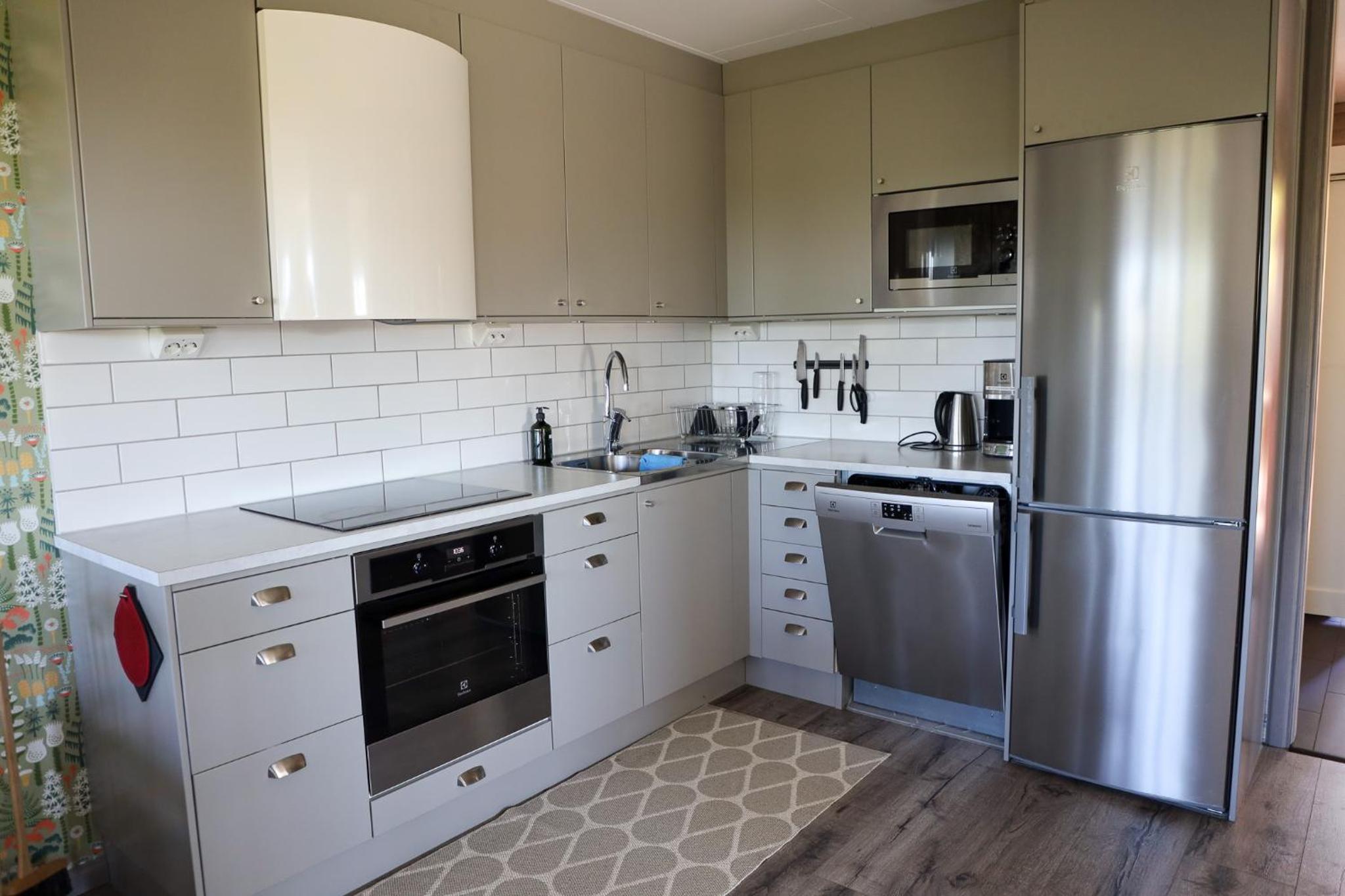 Two-Bedroom Apartment With View photo 3