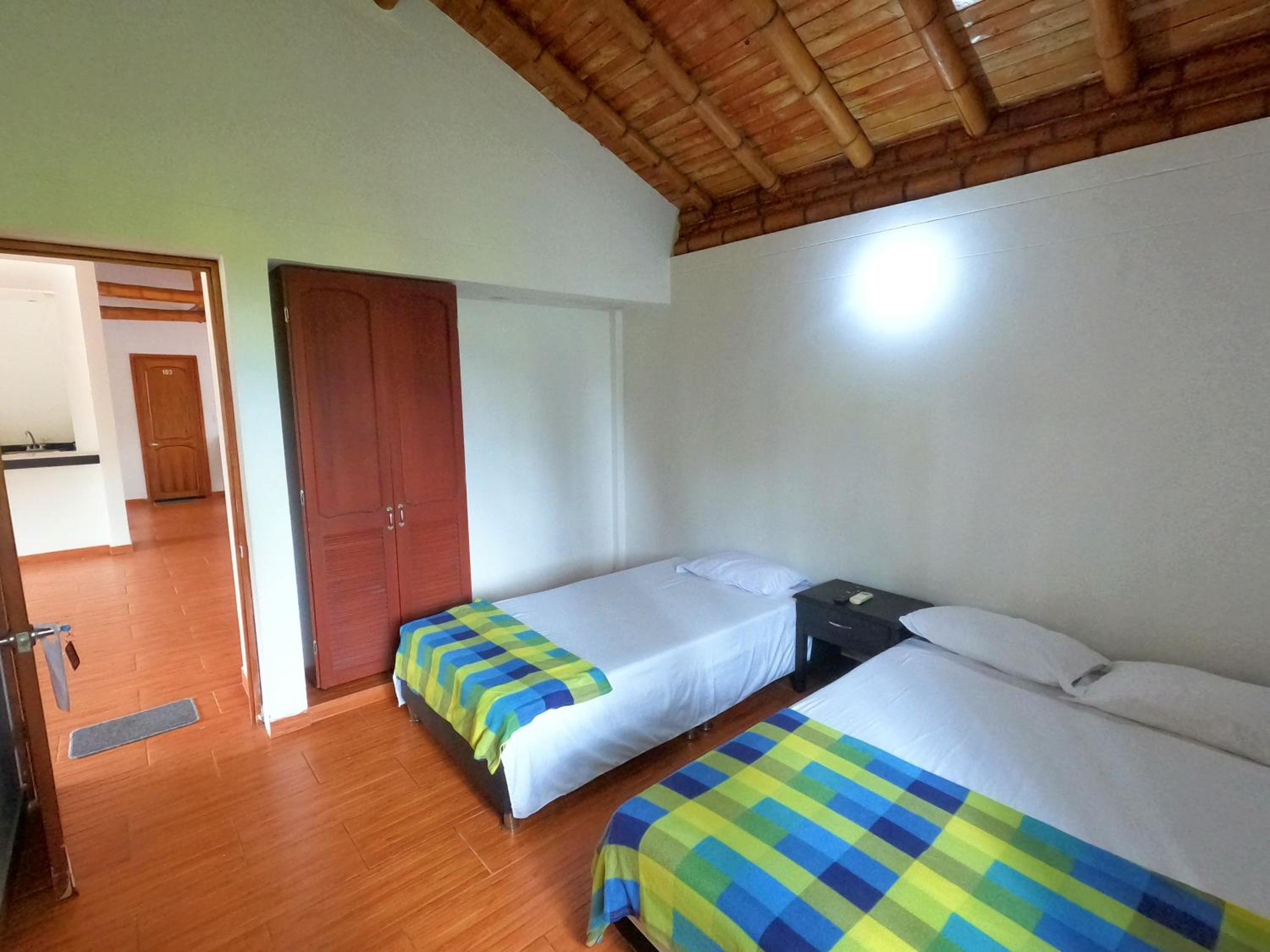 Triple Room with Private Bathroom photo 2