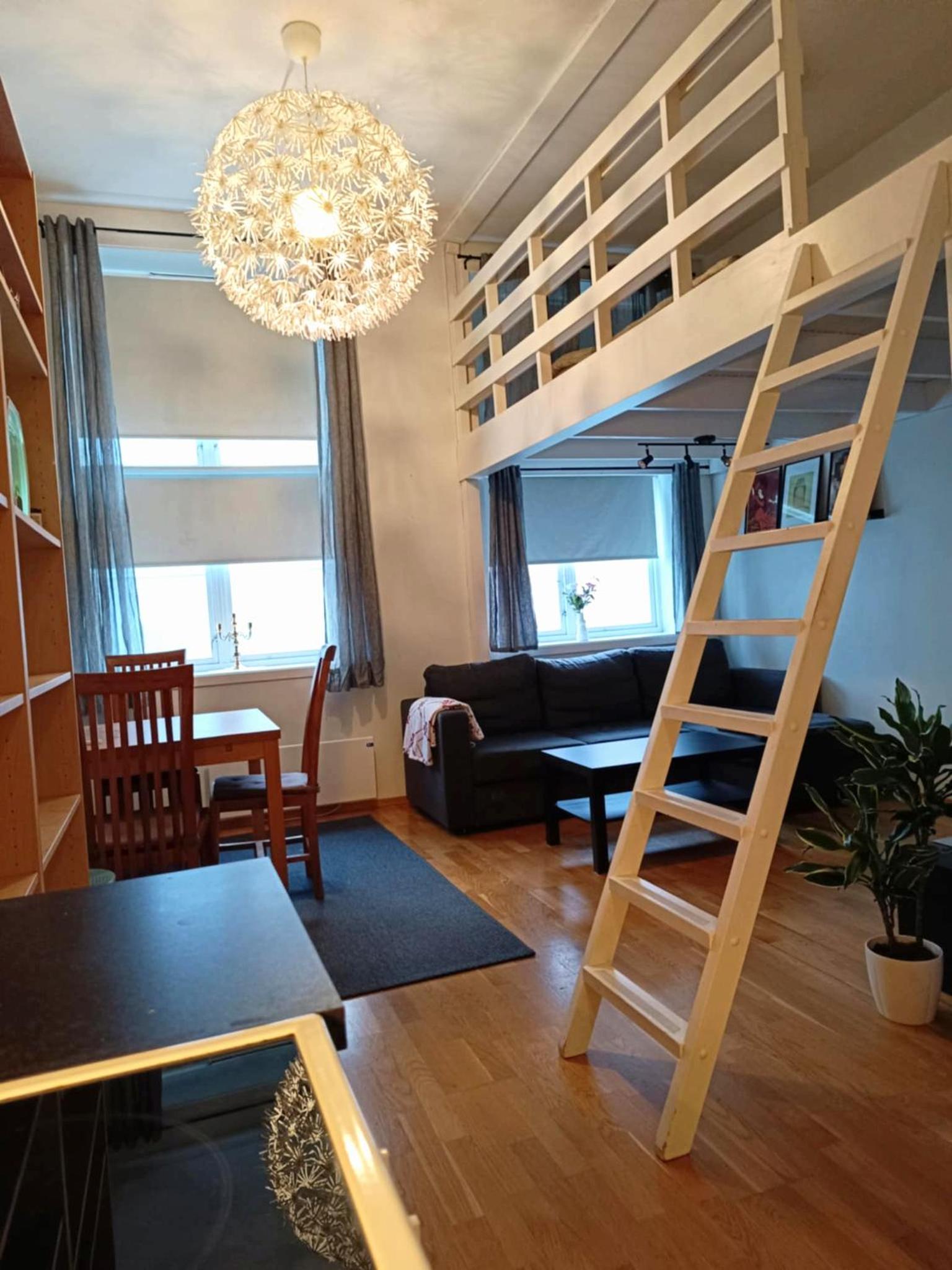One-Bedroom Apartment photo 1