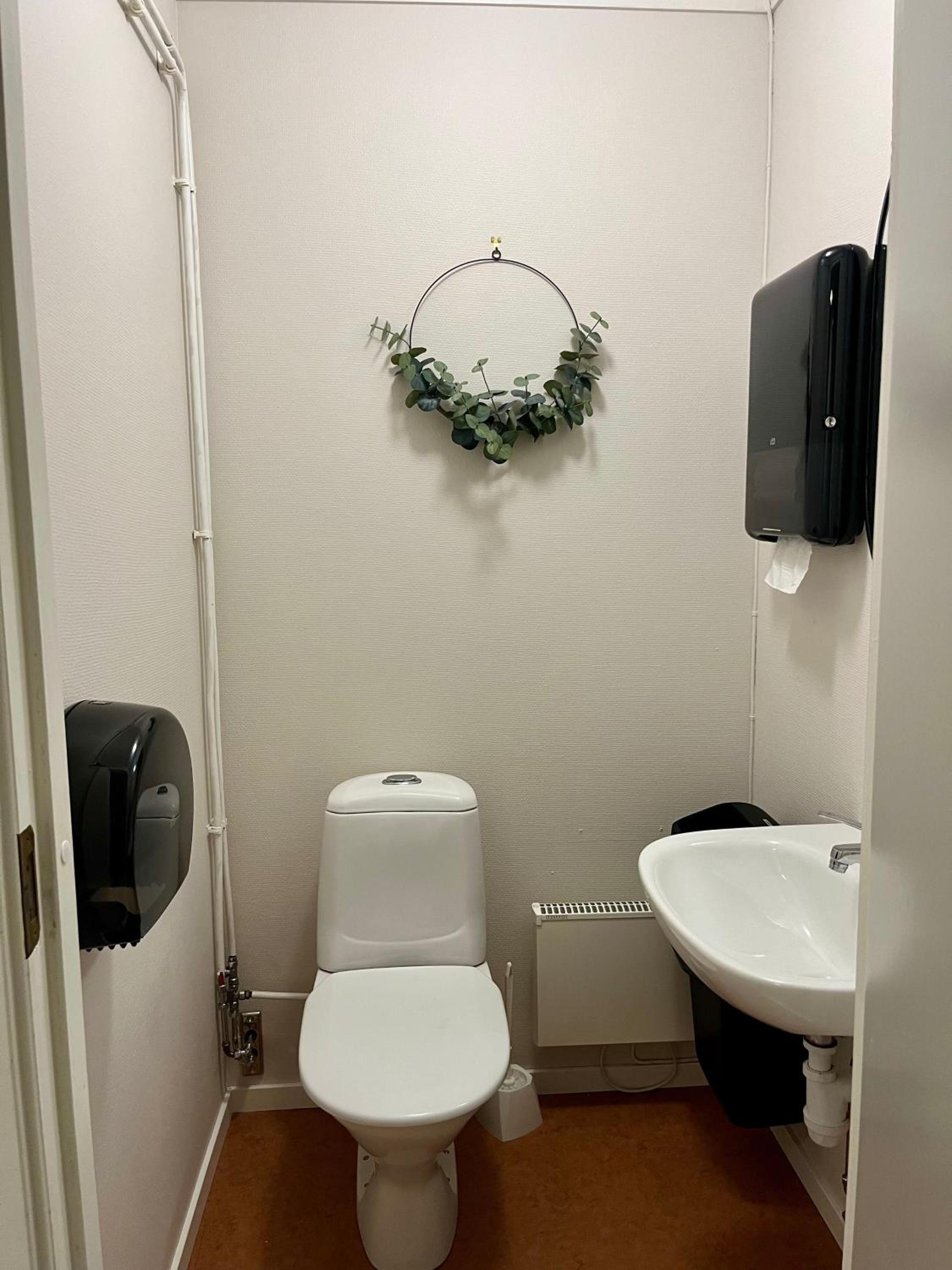 Double Room - Photo 8