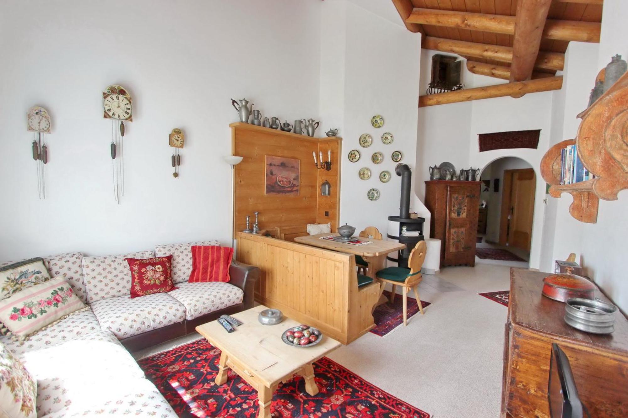 Apartment with Mountain View photo 1
