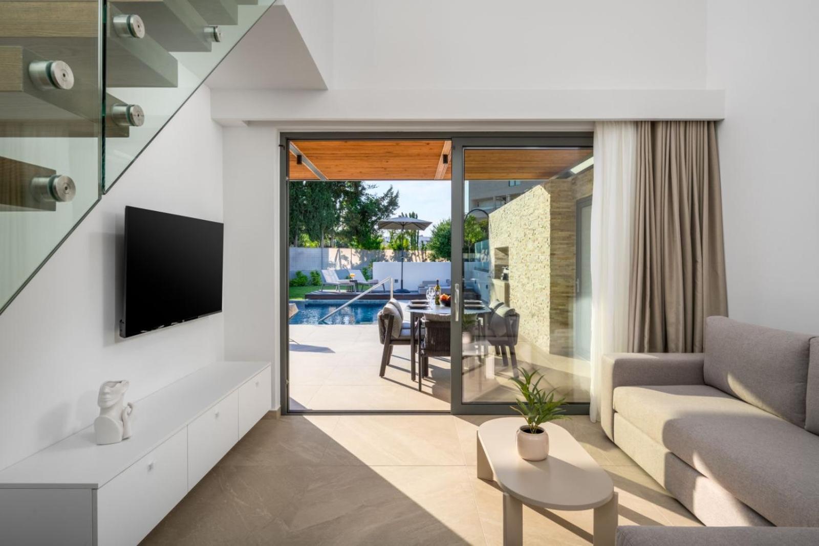 Villa with Private Pool photo 3