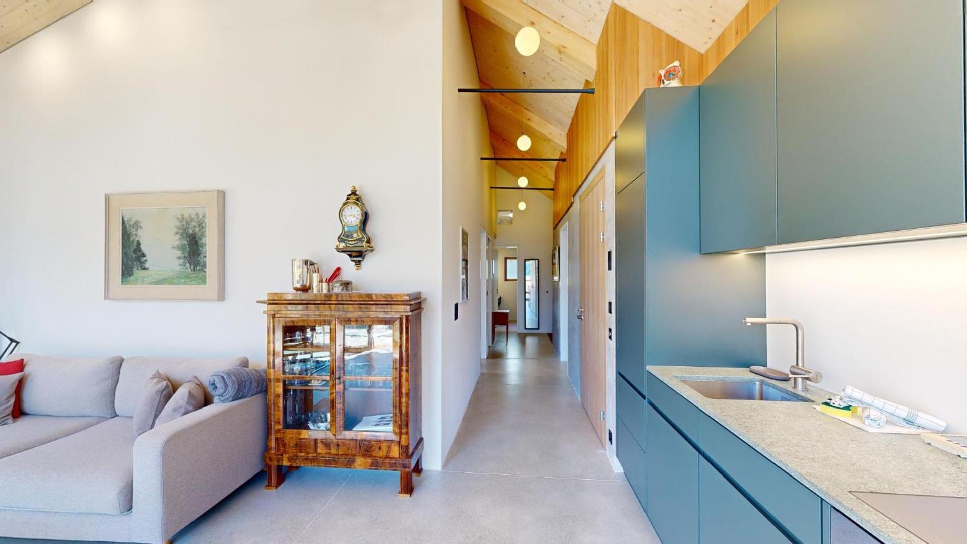 Apartment with Mountain View photo 3