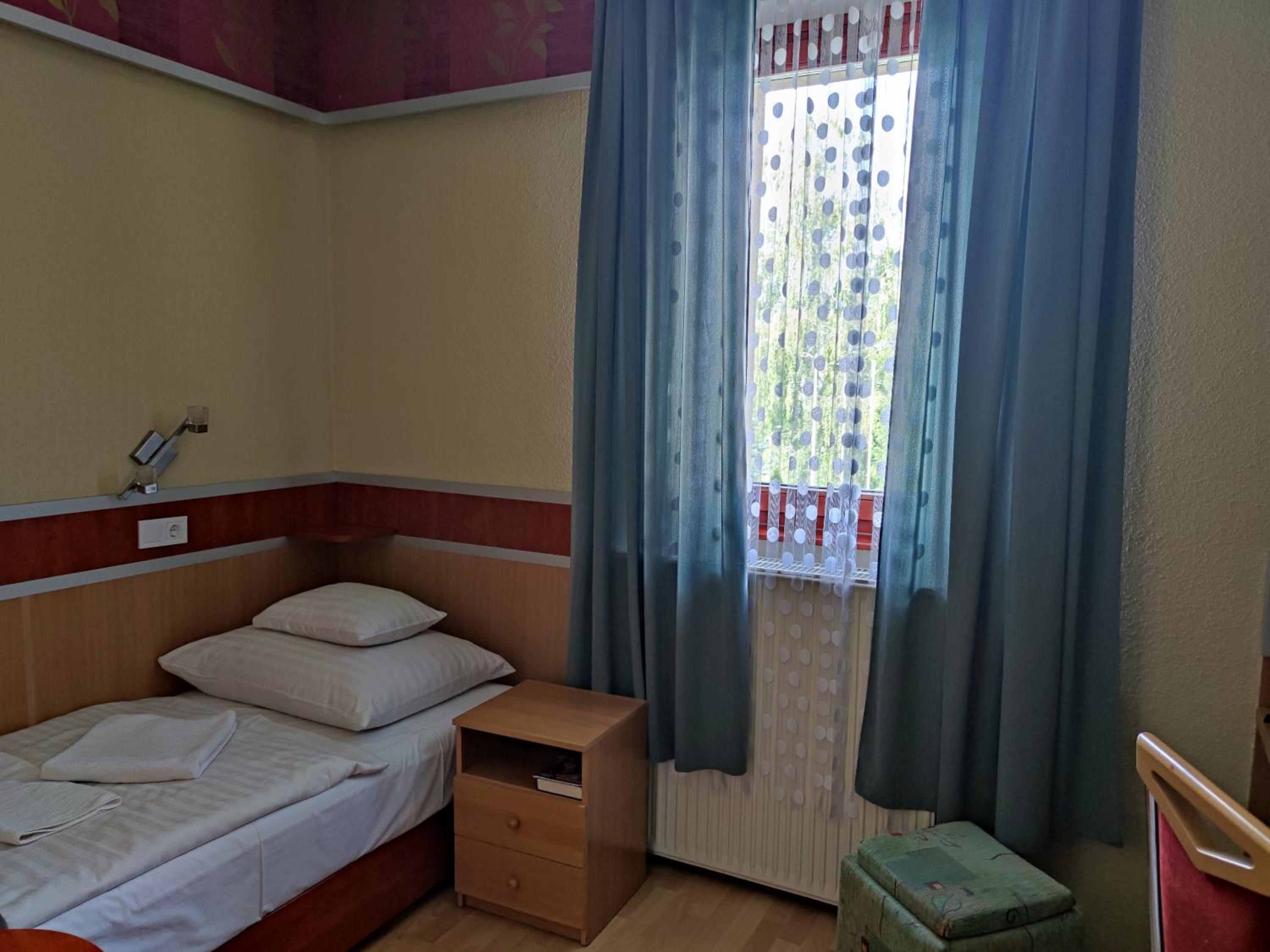 Standard Single Room photo 2