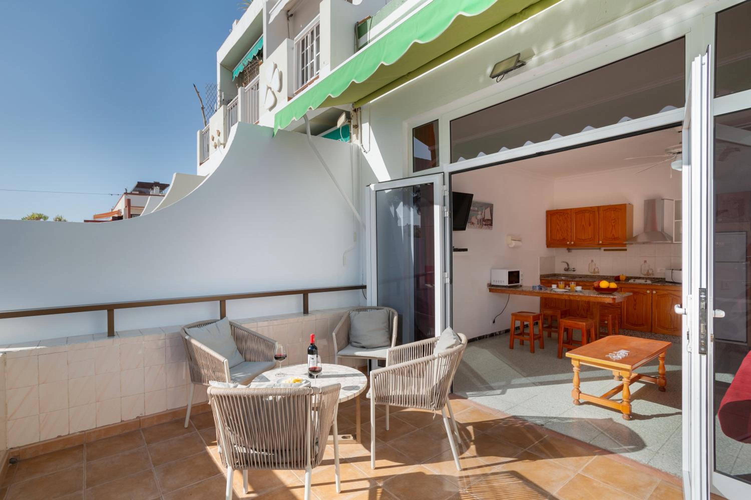 Superior One-Bedroom Apartment with Balcony photo 3