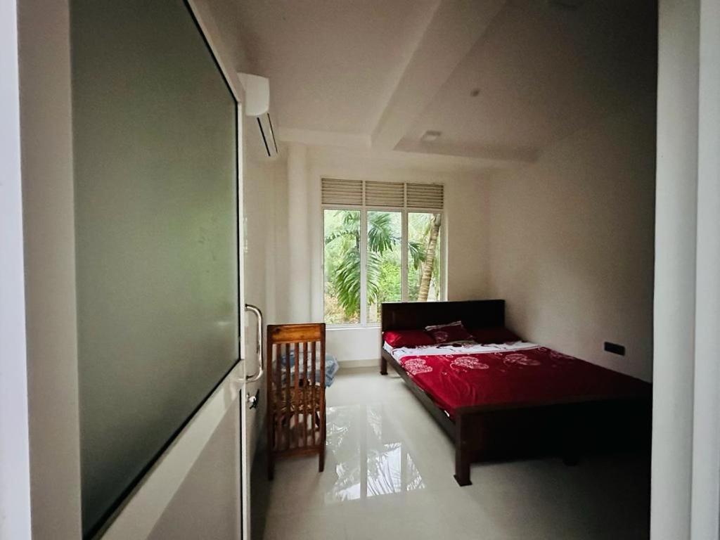 Apartment With Balcony photo 2