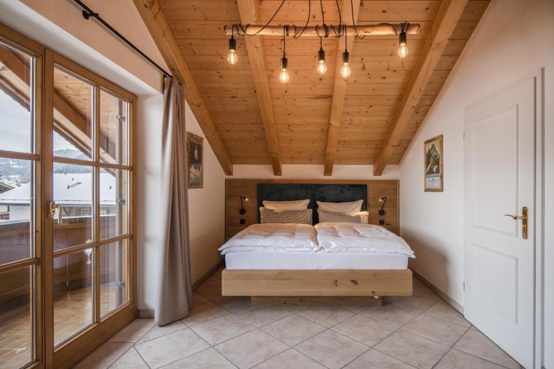 Four-Bedroom House photo 1
