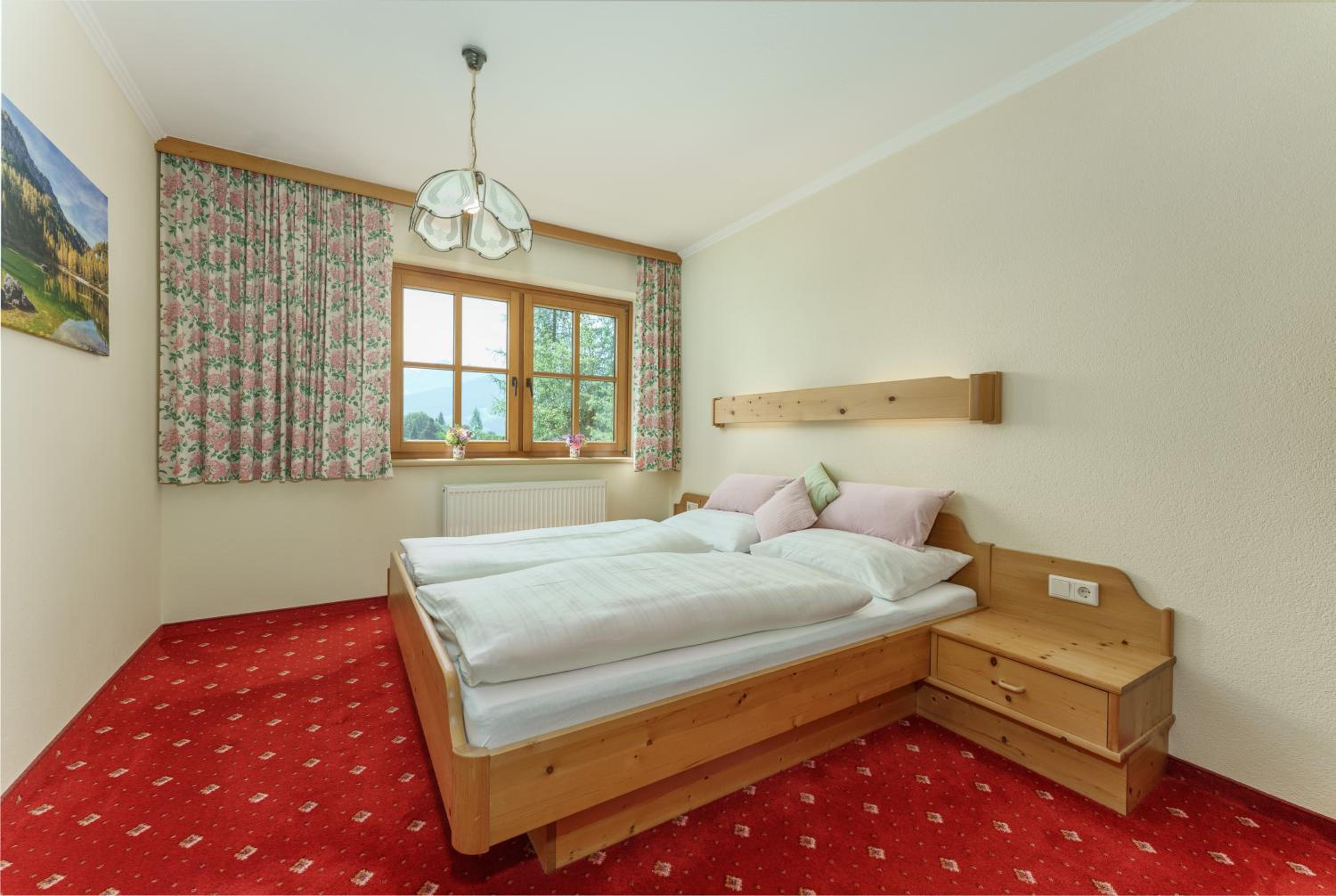 Apartment with Mountain View photo 1