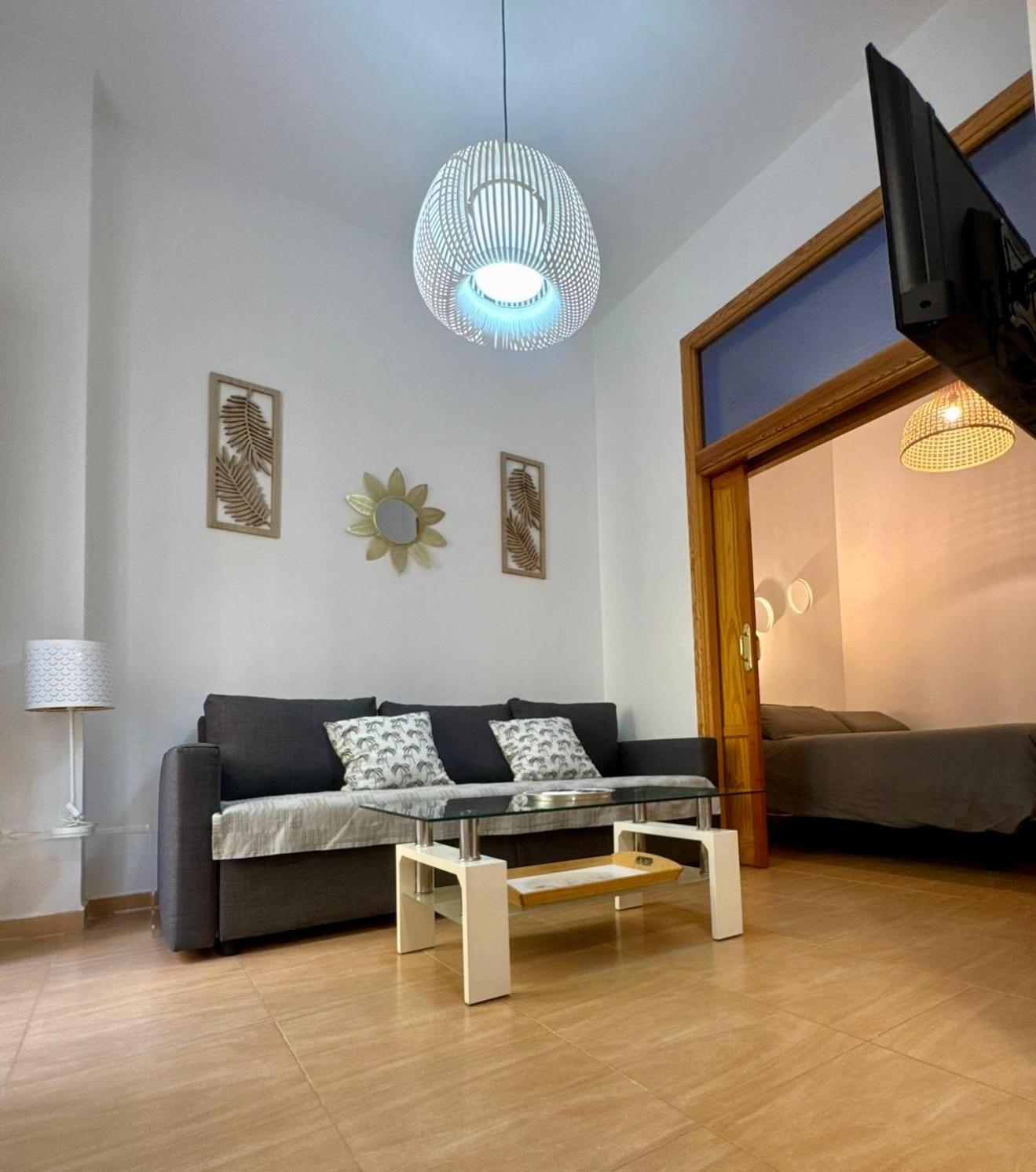 Apartamento con Balcón