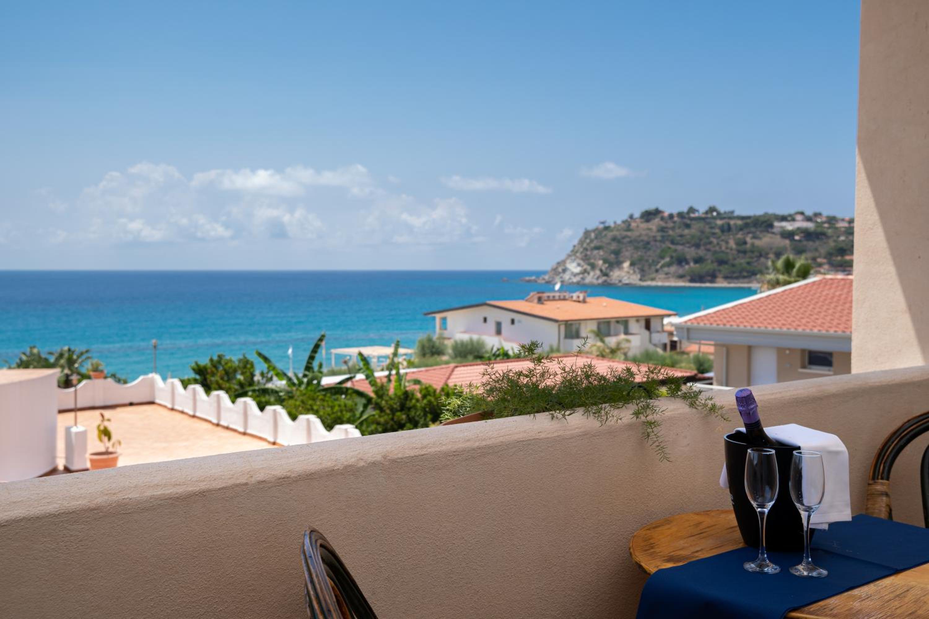  Suite with Sea View - Photo 5