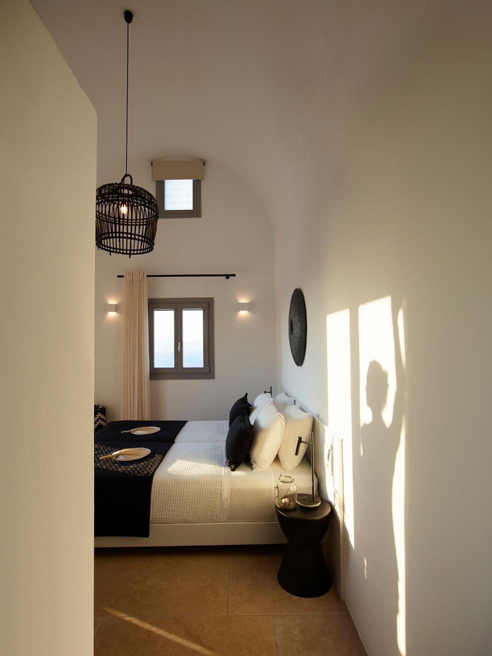 Deluxe Double Room with Balcony - Photo 1