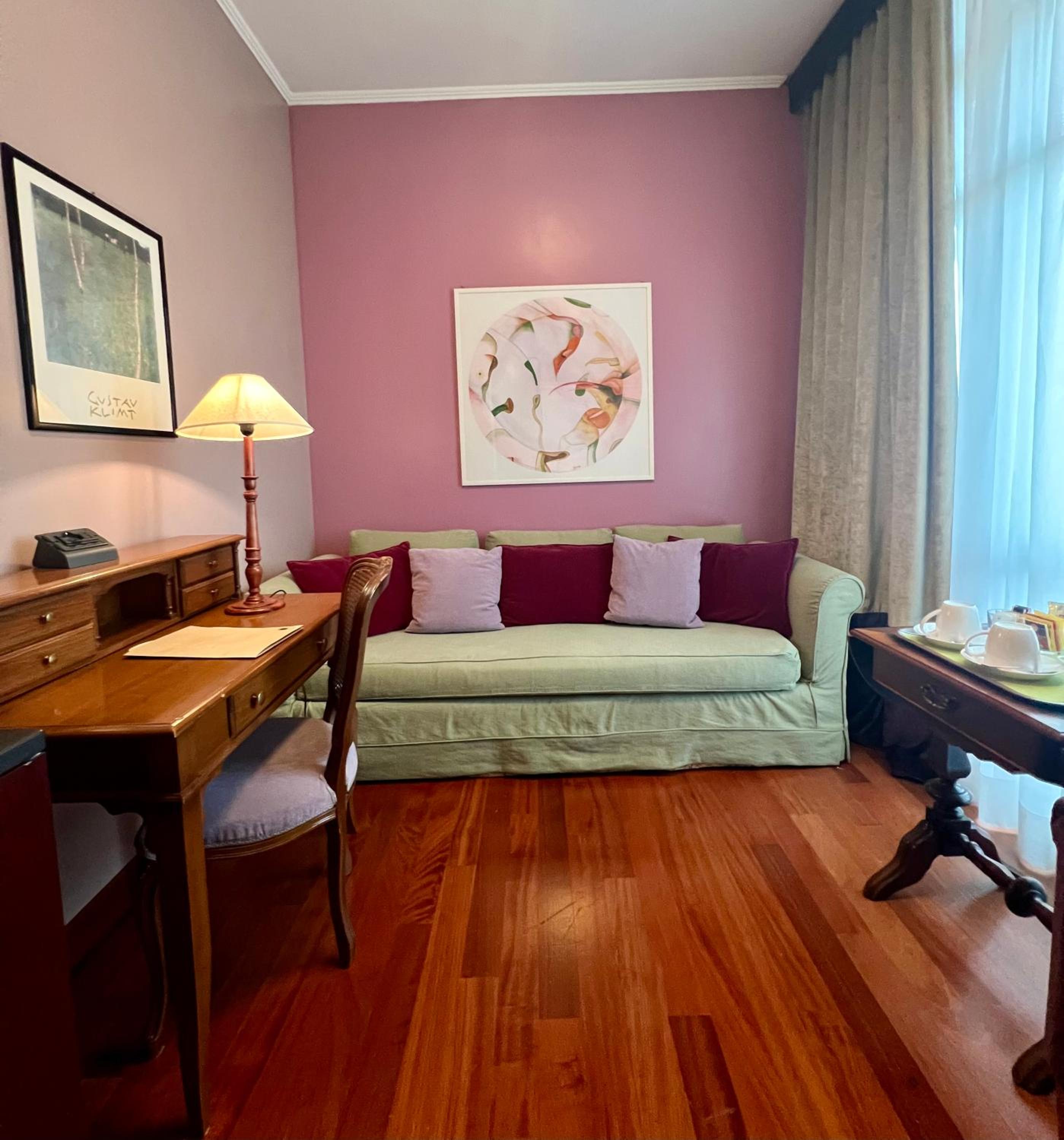 Executive Room photo 3