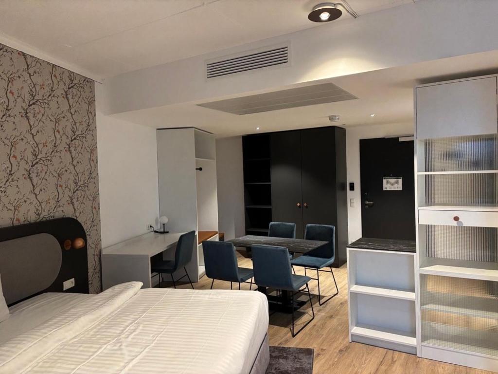 Deluxe Double Studio ( 2 adults and 2 children)