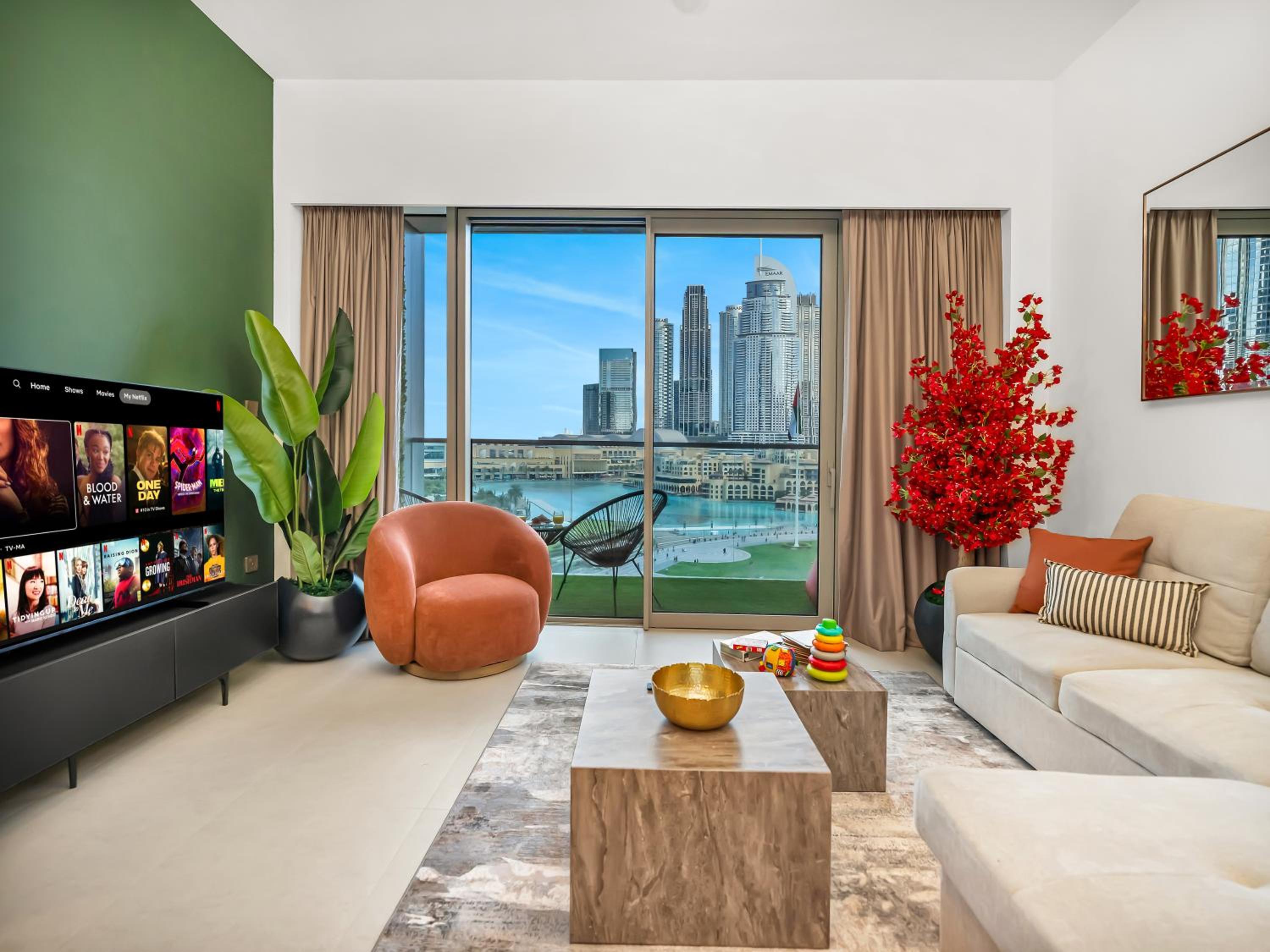 Apartment with View and Balcony photo 2