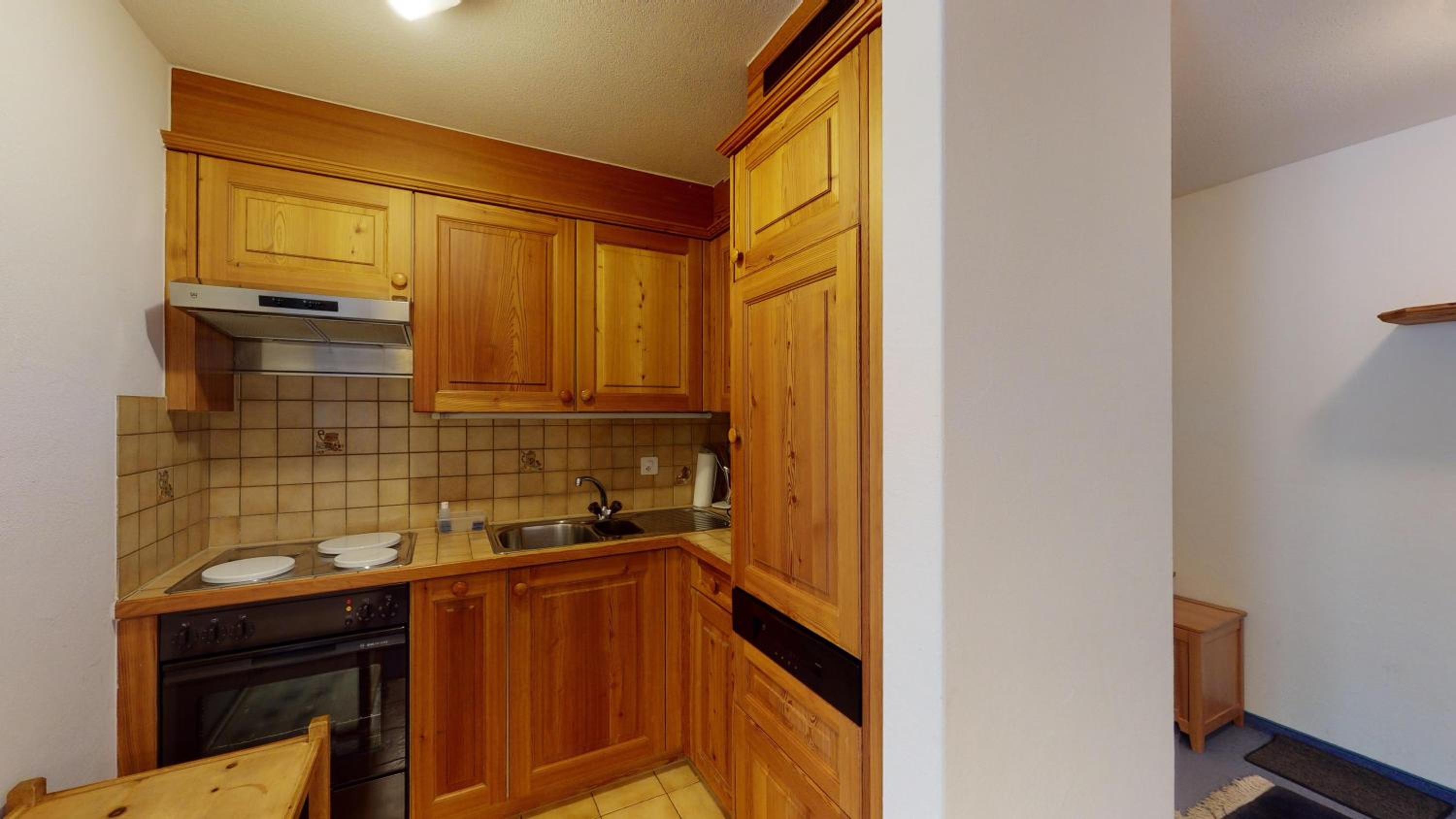 Apartment With Mountain View photo 2