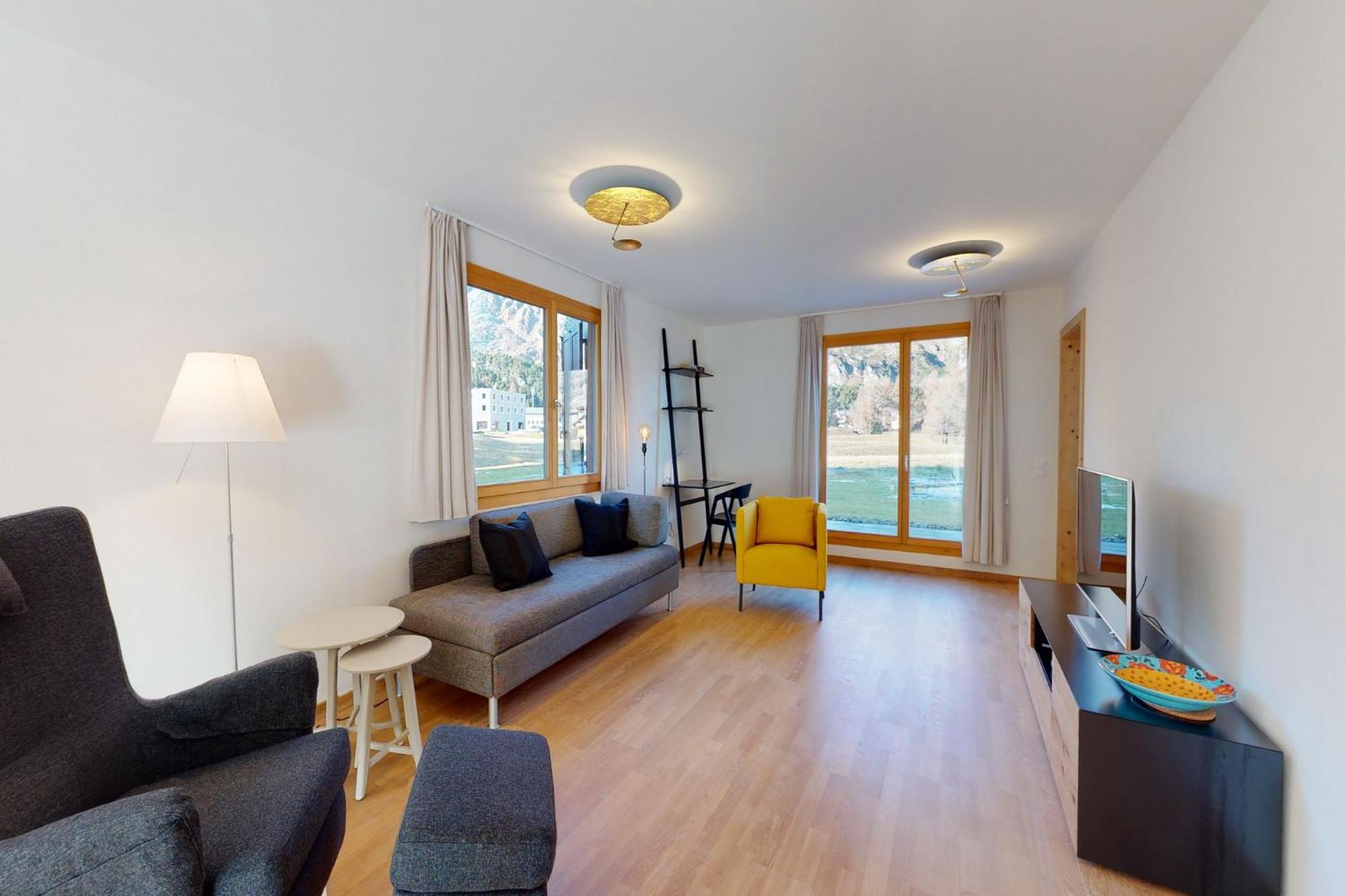 Apartment with Mountain View photo 1