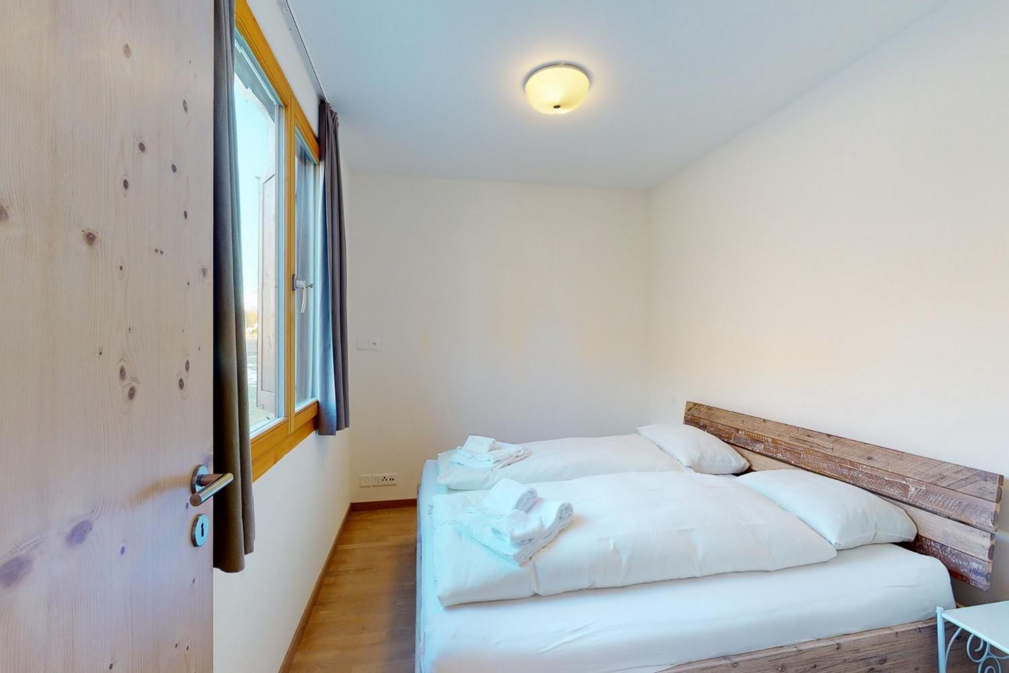 Apartment with Mountain View photo 3