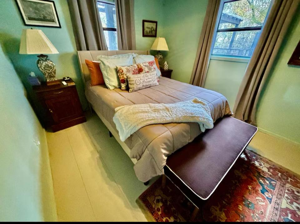 Two-Bedroom House photo 1