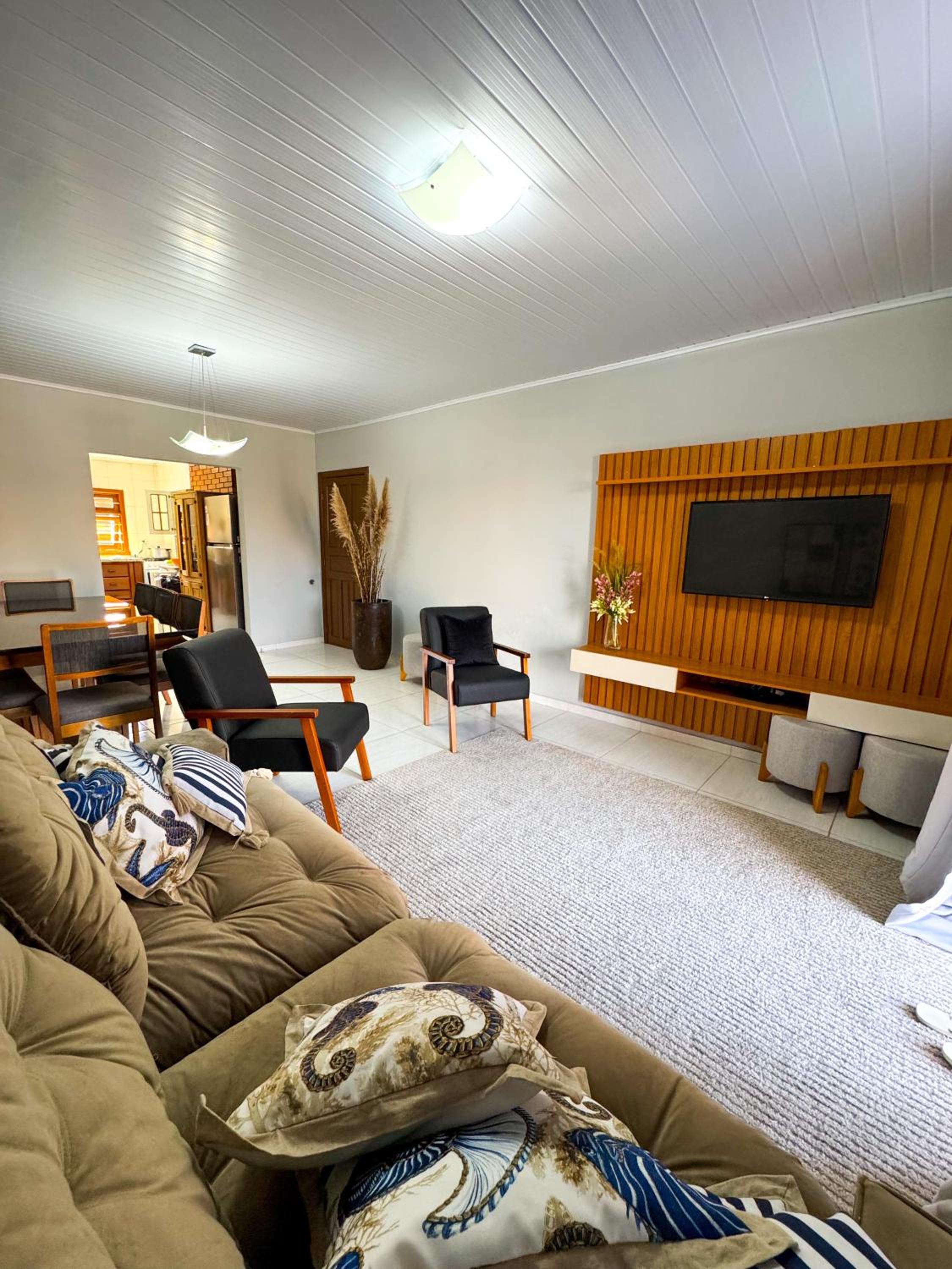 Three-Bedroom House photo 1