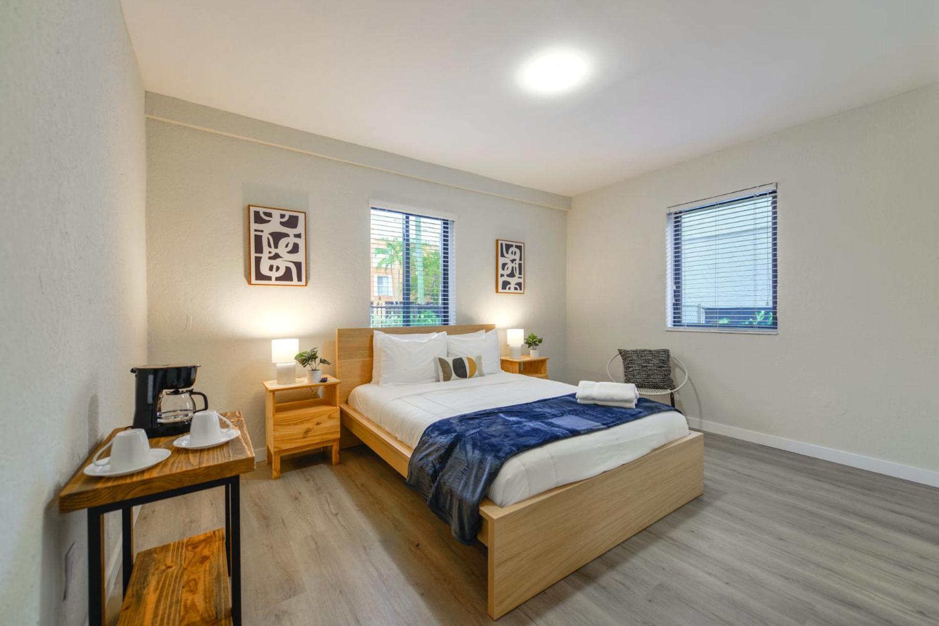 Studio Apartment photo 3