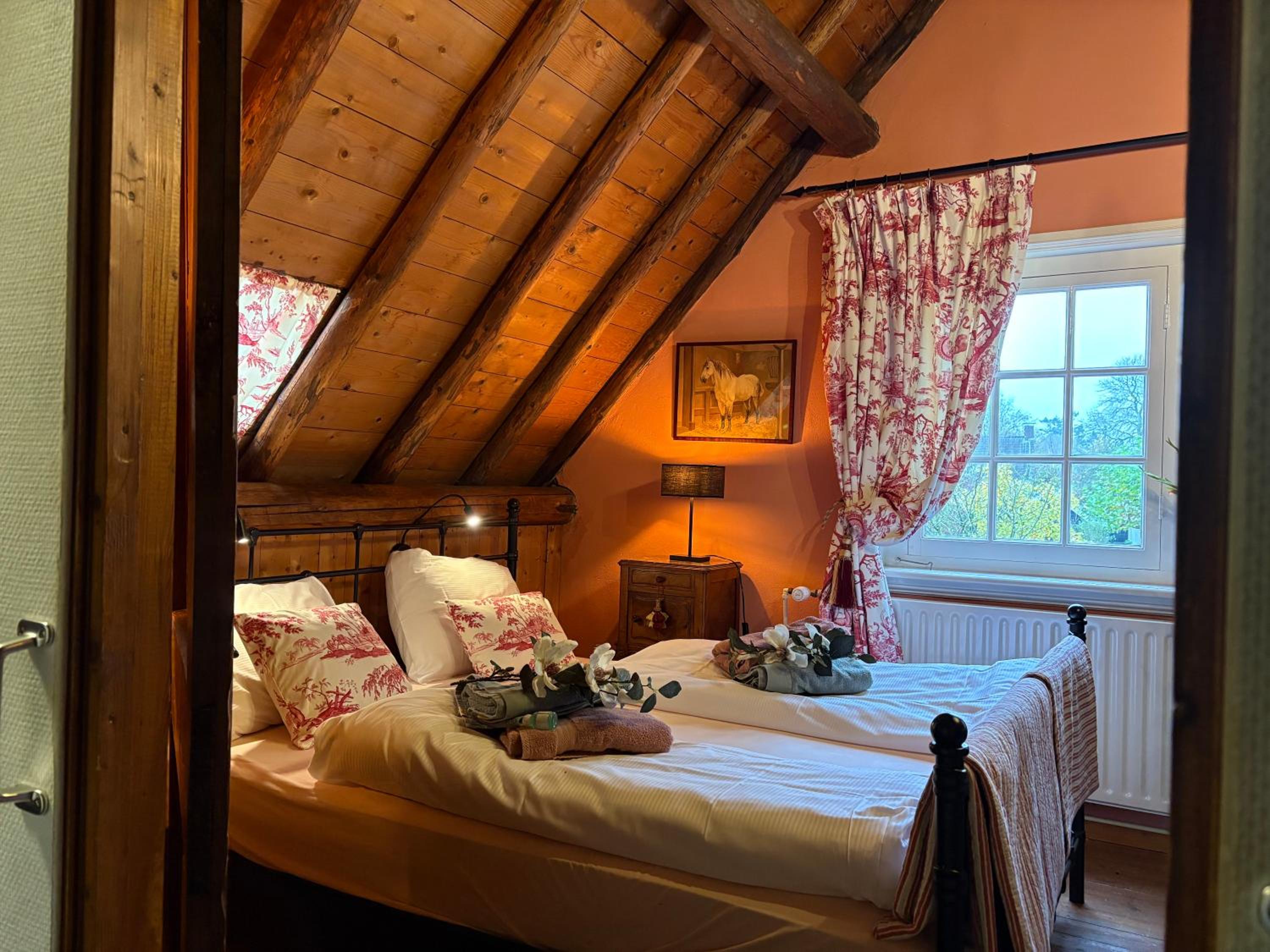 Superior Twin Room with Garden View - Photo 3