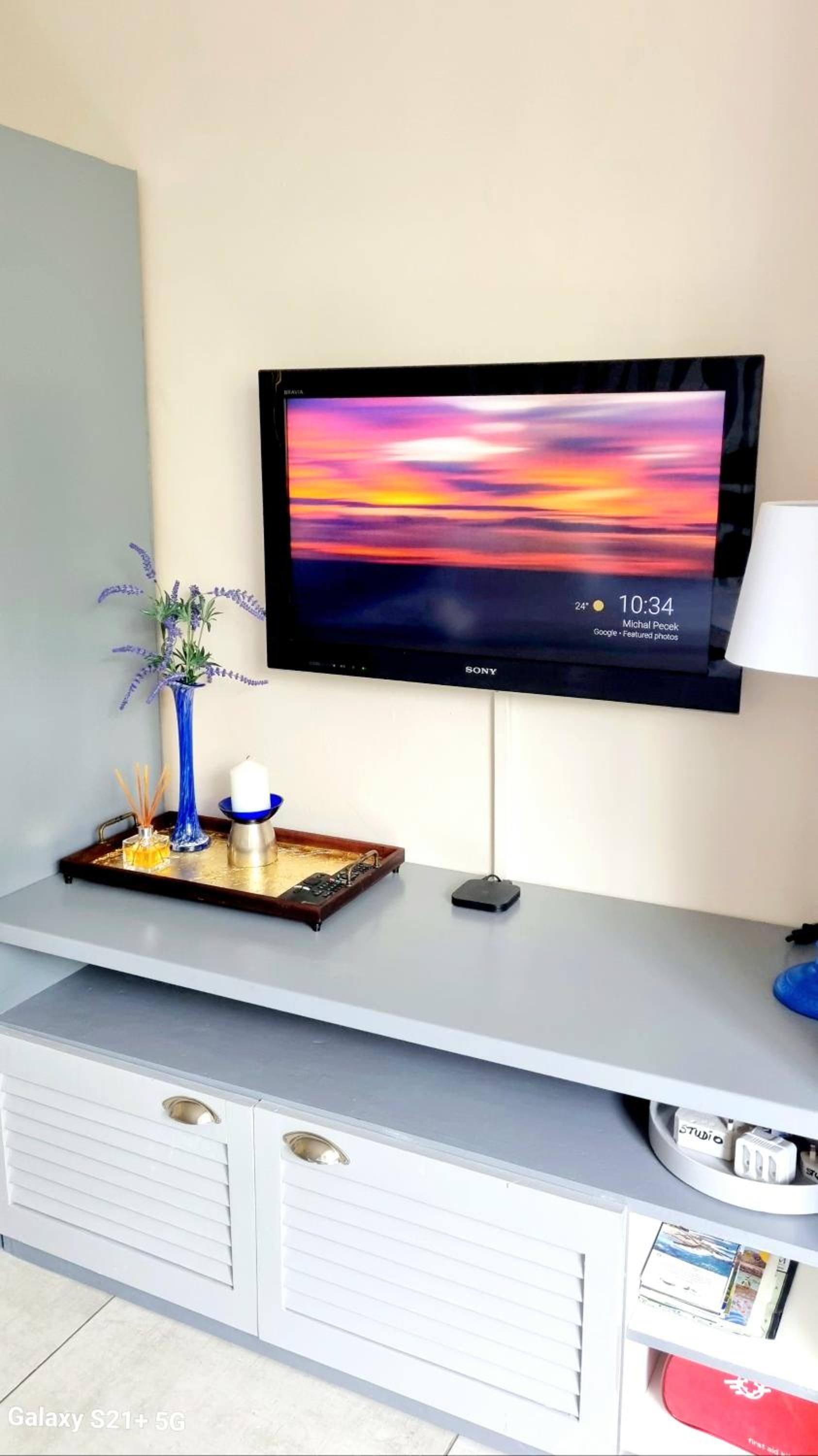 Studio Apartment photo 3
