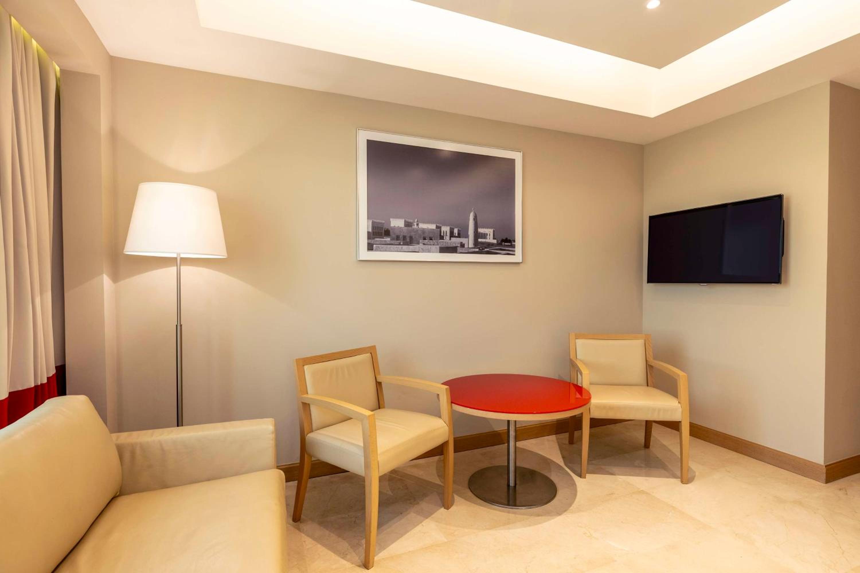Studio Apartment photo 2