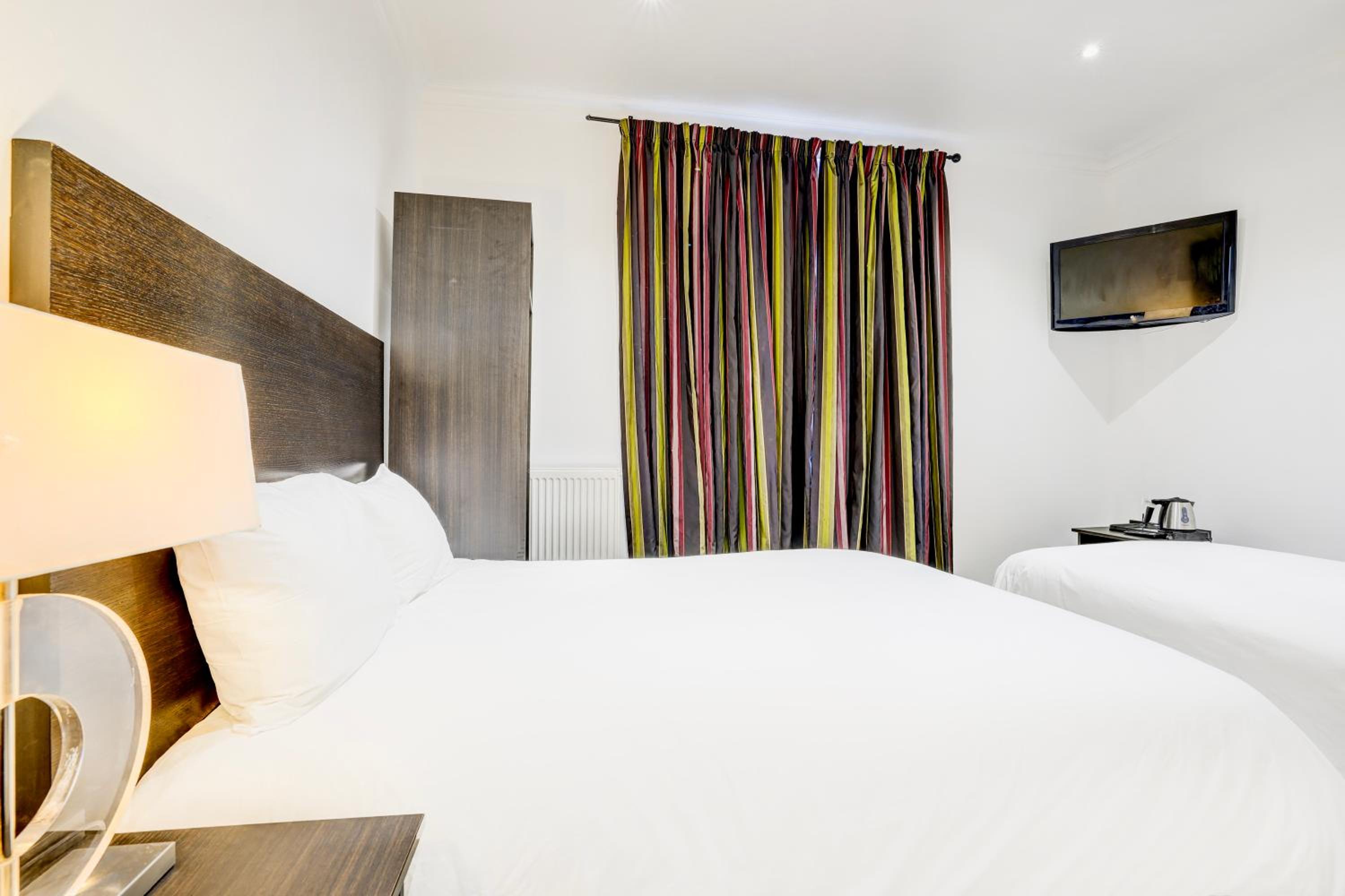 Standard Triple Room photo 3