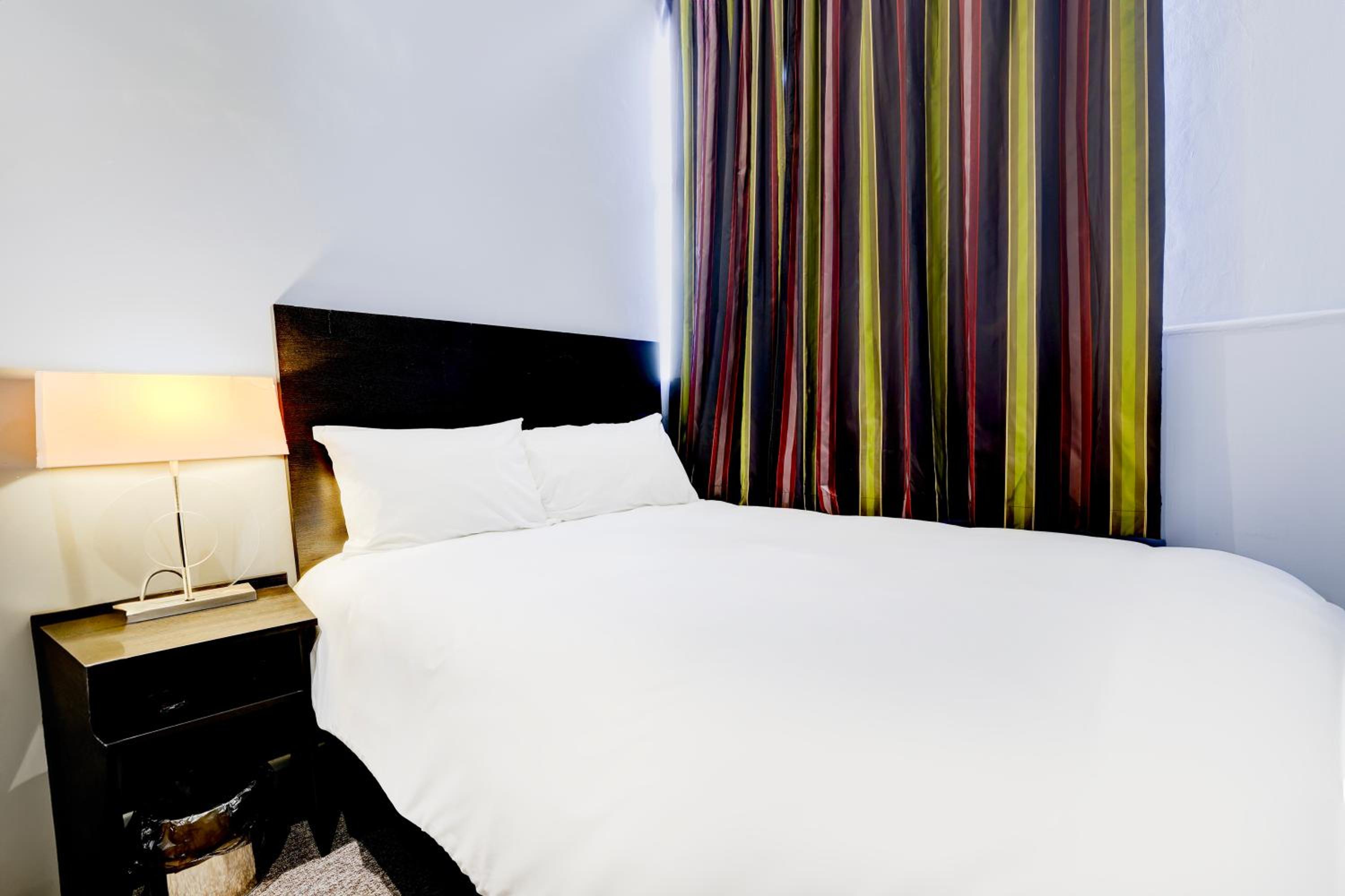 Standard Single Room with Shared Bathroom photo 1