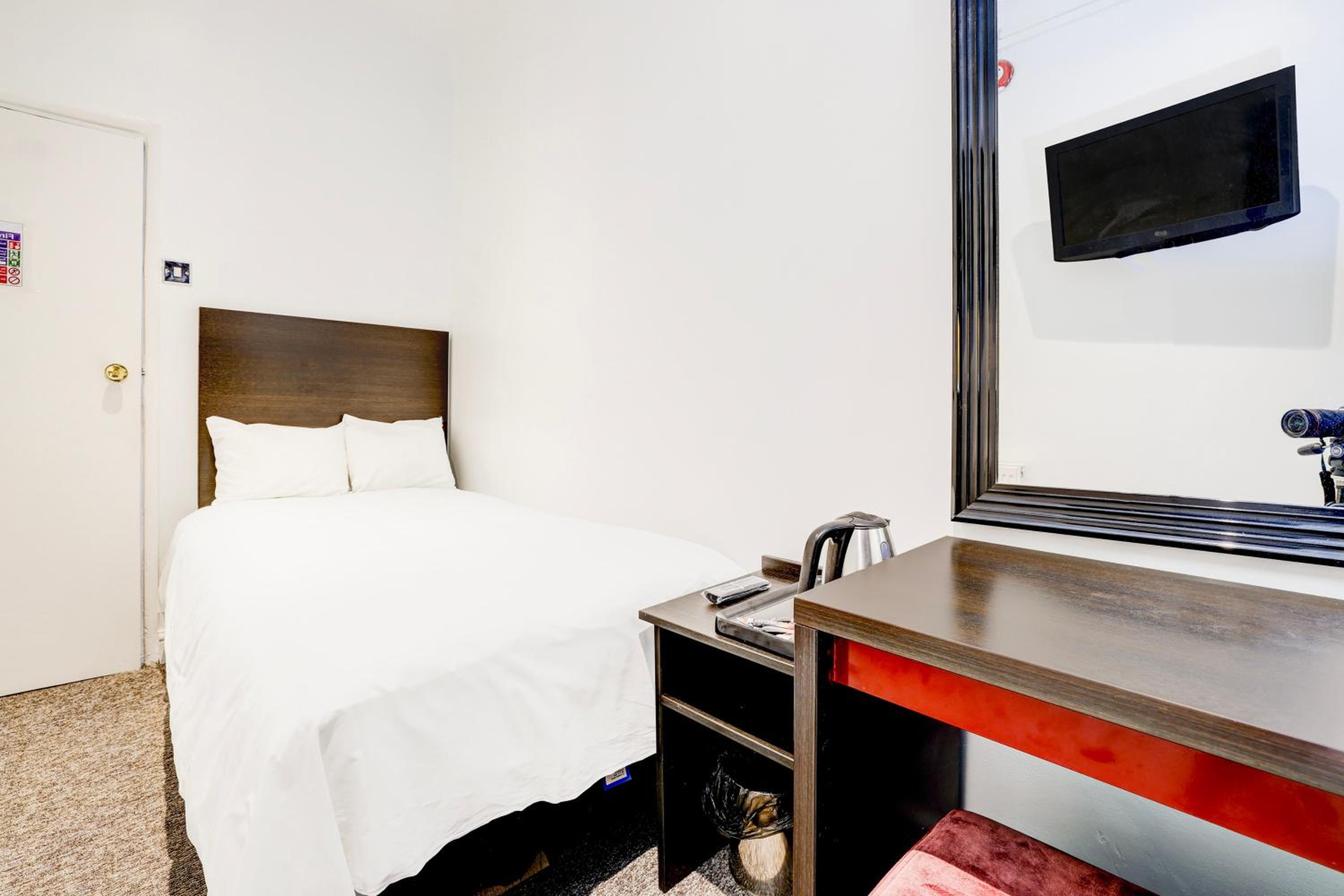 Standard Quadruple Room photo 3
