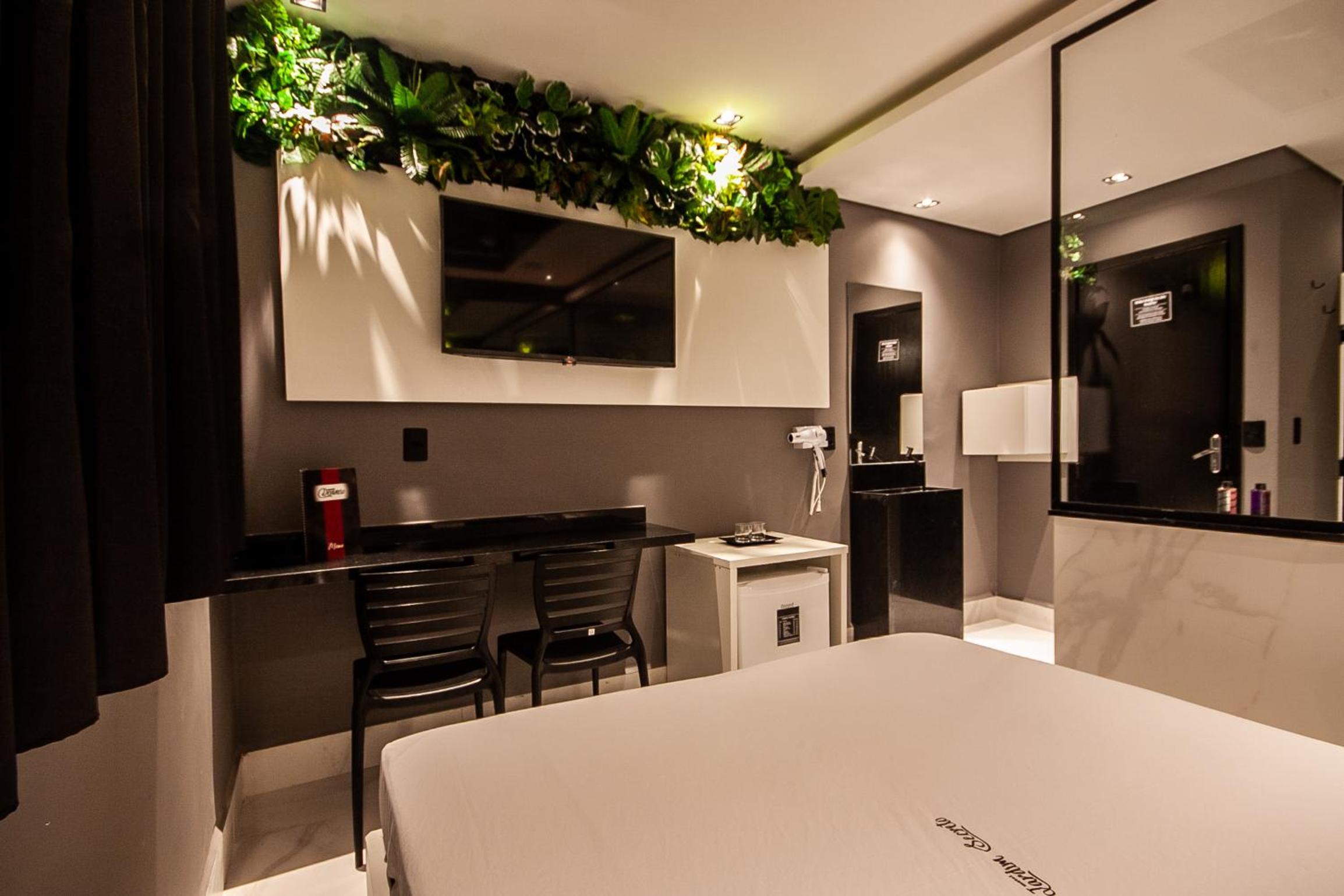 Suite photo 1