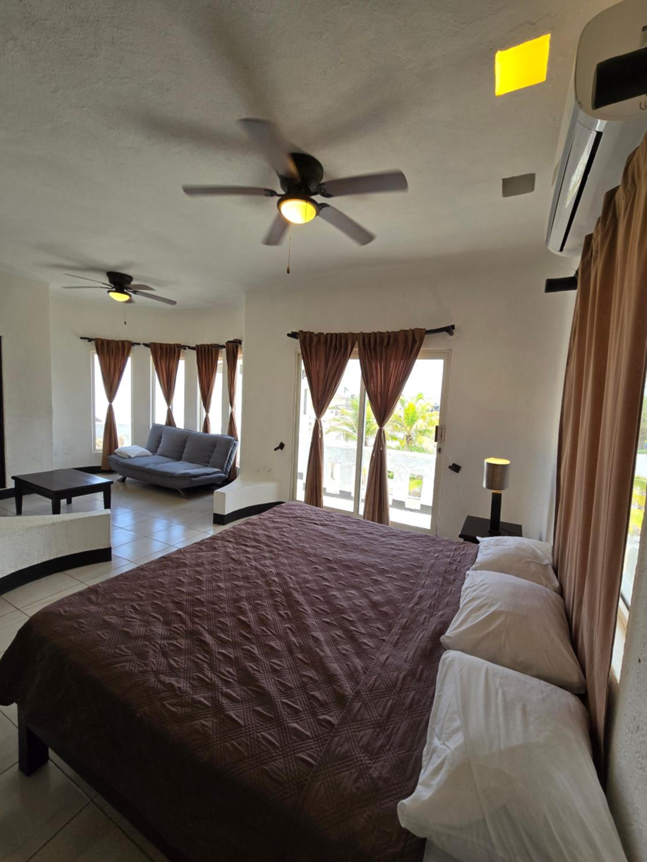 Superior Villa photo 2