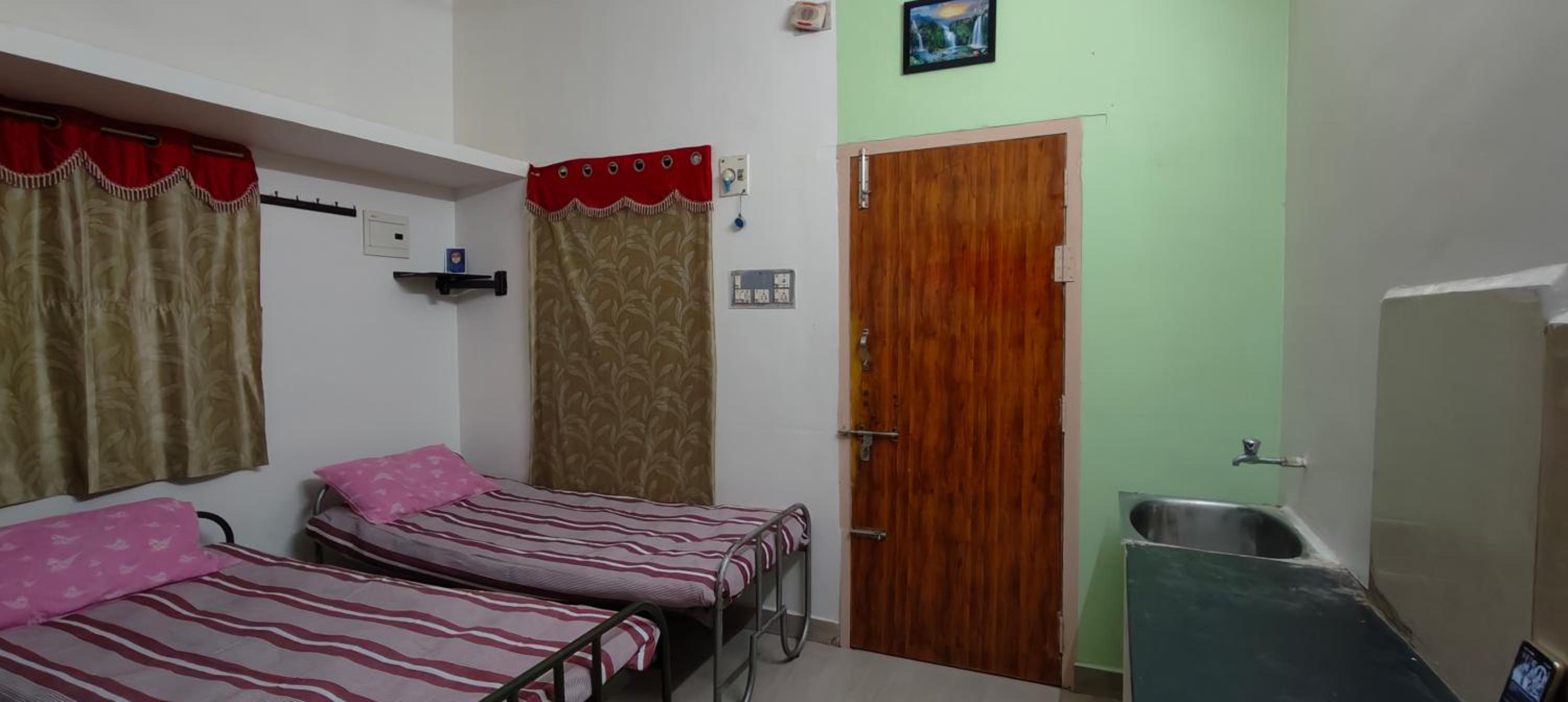 Deluxe Double Or Twin Room photo 3