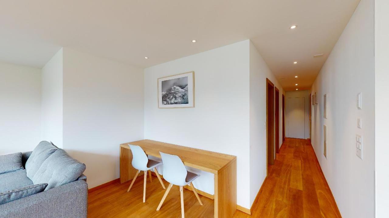Apartment with Mountain View photo 3