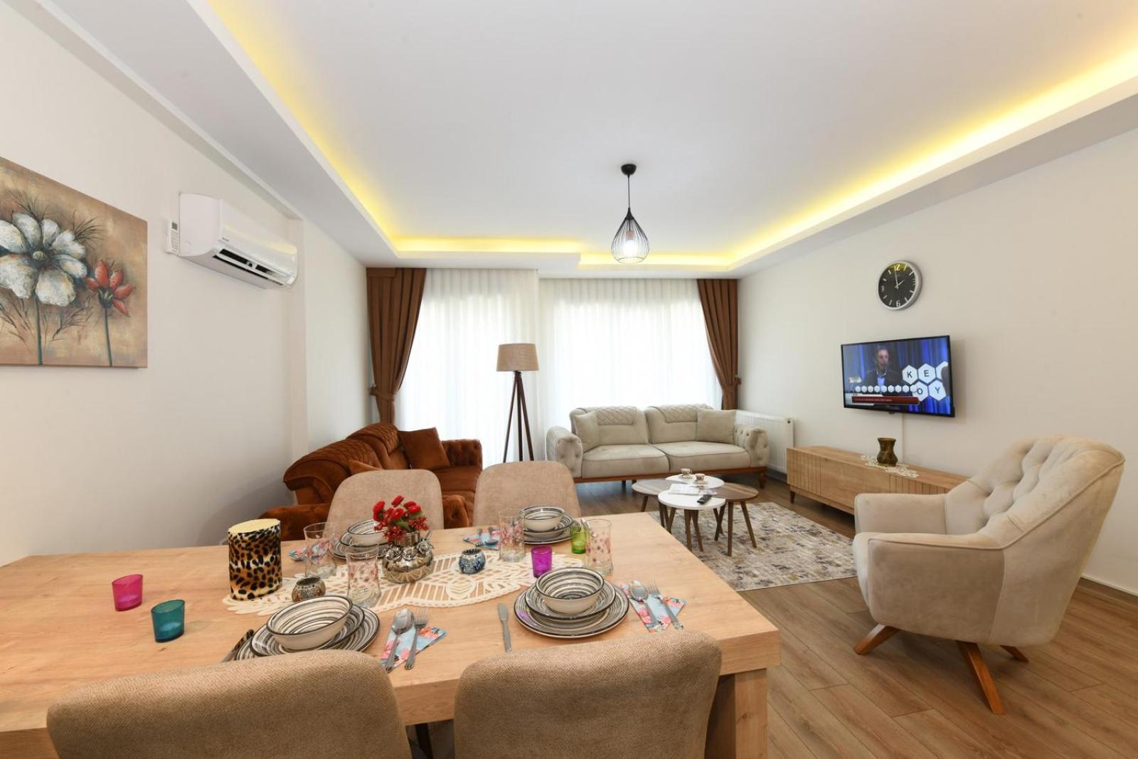 Apartment with City View photo 3