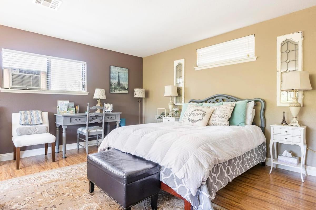 Deluxe Queen Room photo 1