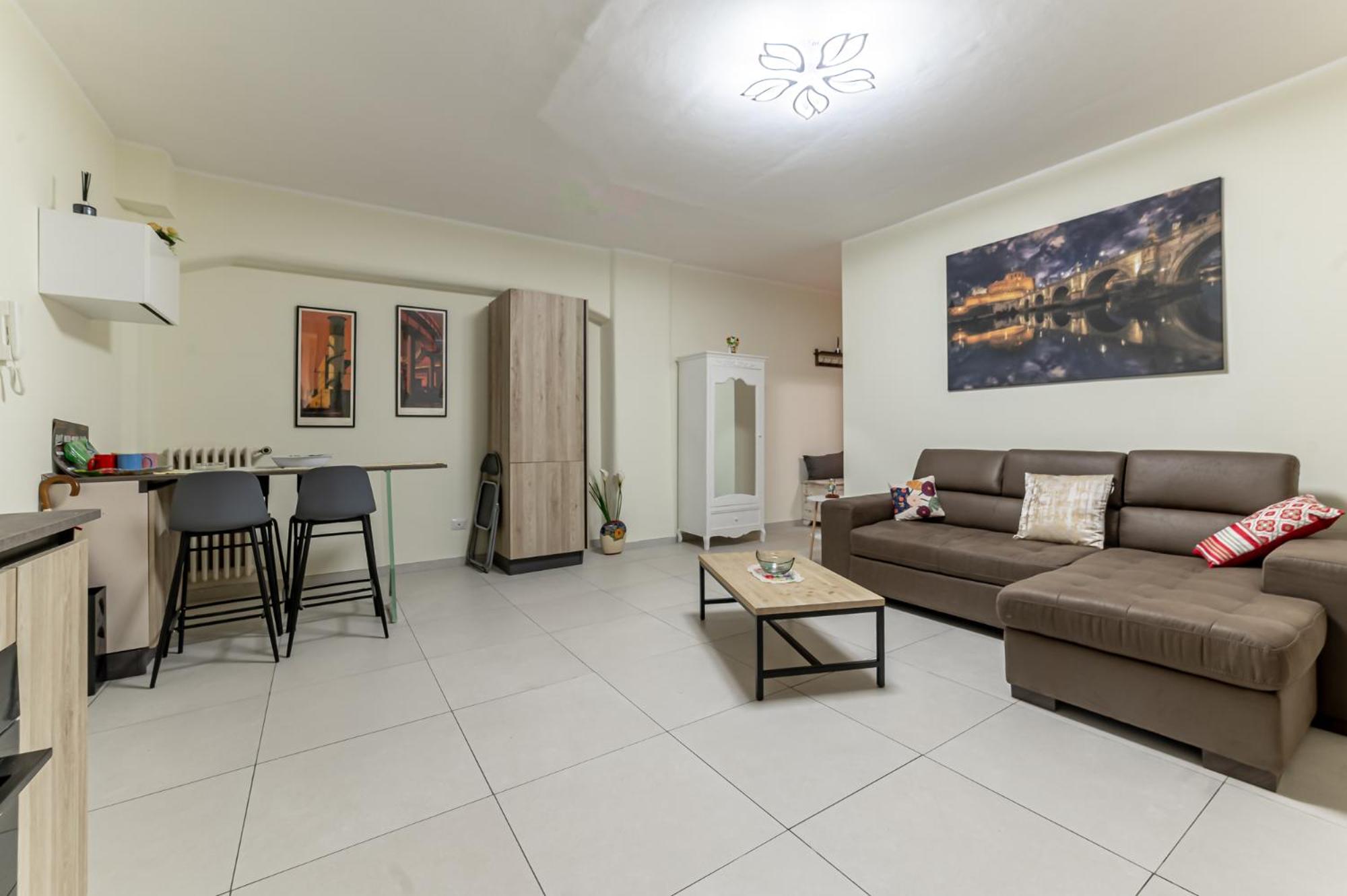 One-Bedroom Apartment