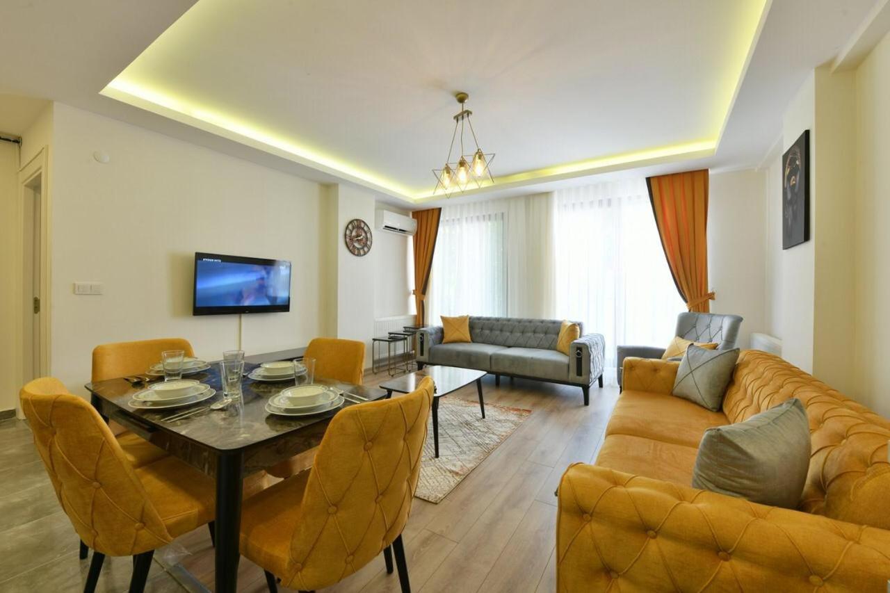 Apartment with City View photo 1