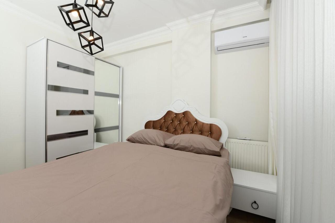 Apartment with City View photo 2