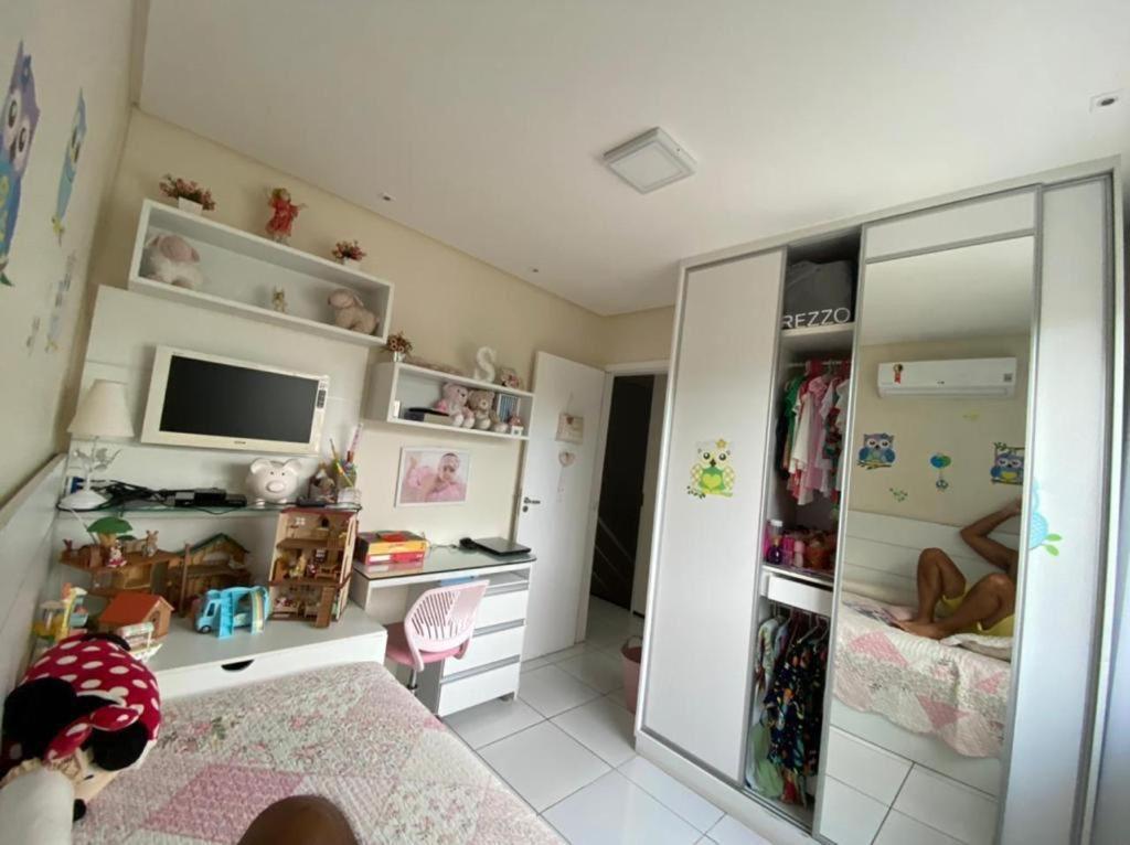 Three-Bedroom House photo 2