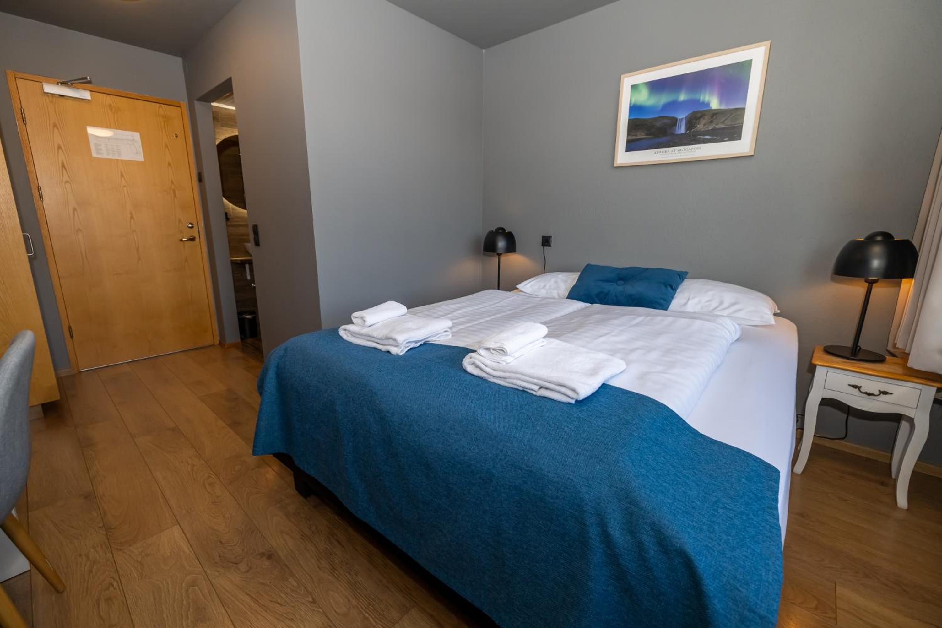 Standard Double or Twin Room - Photo 4