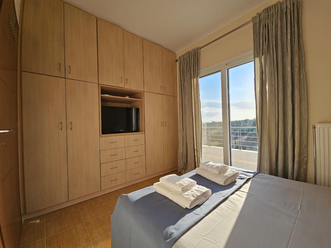 Deluxe Double Room with Balcony photo 2